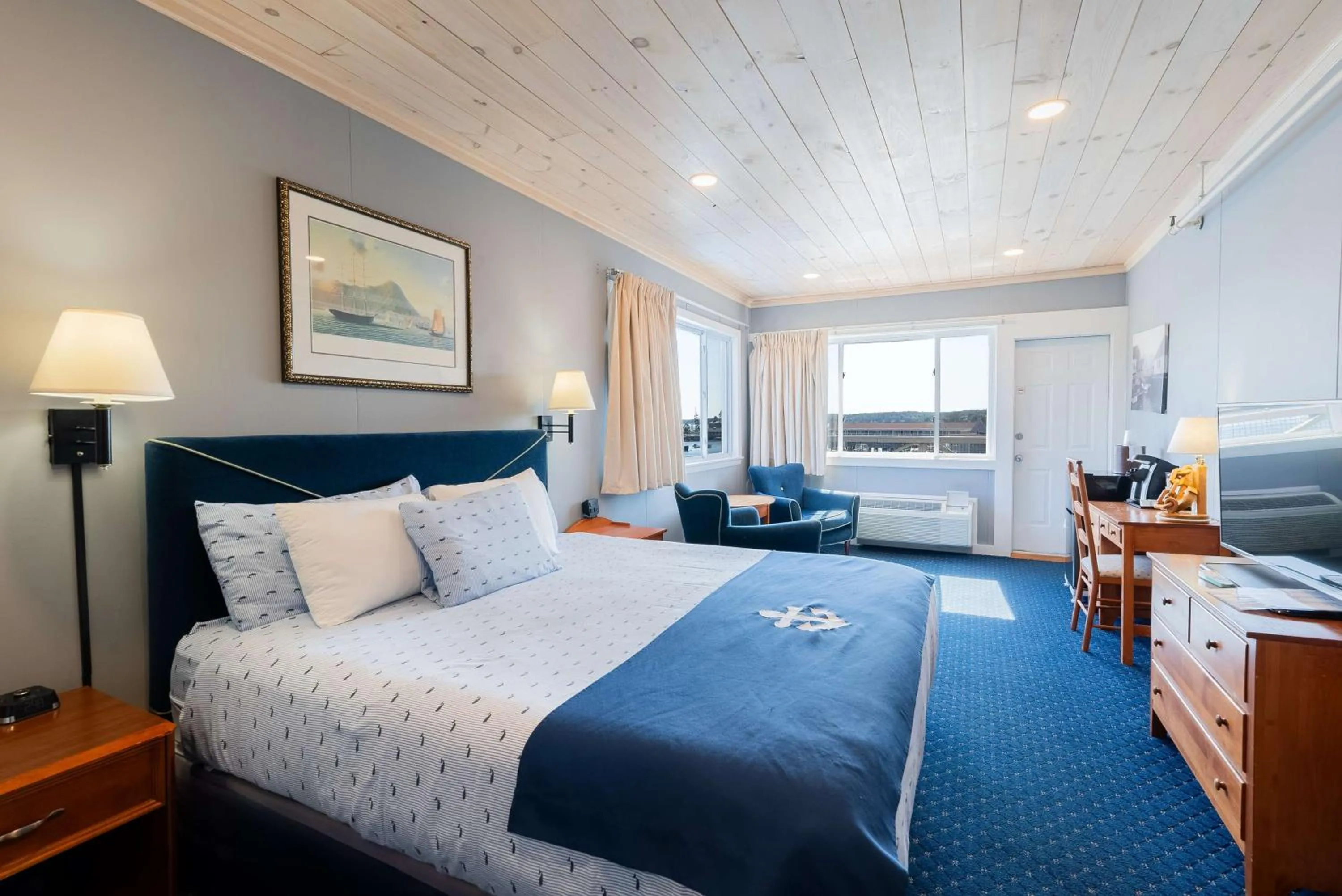 Bedroom, Bed in Fisherman's Wharf Inn