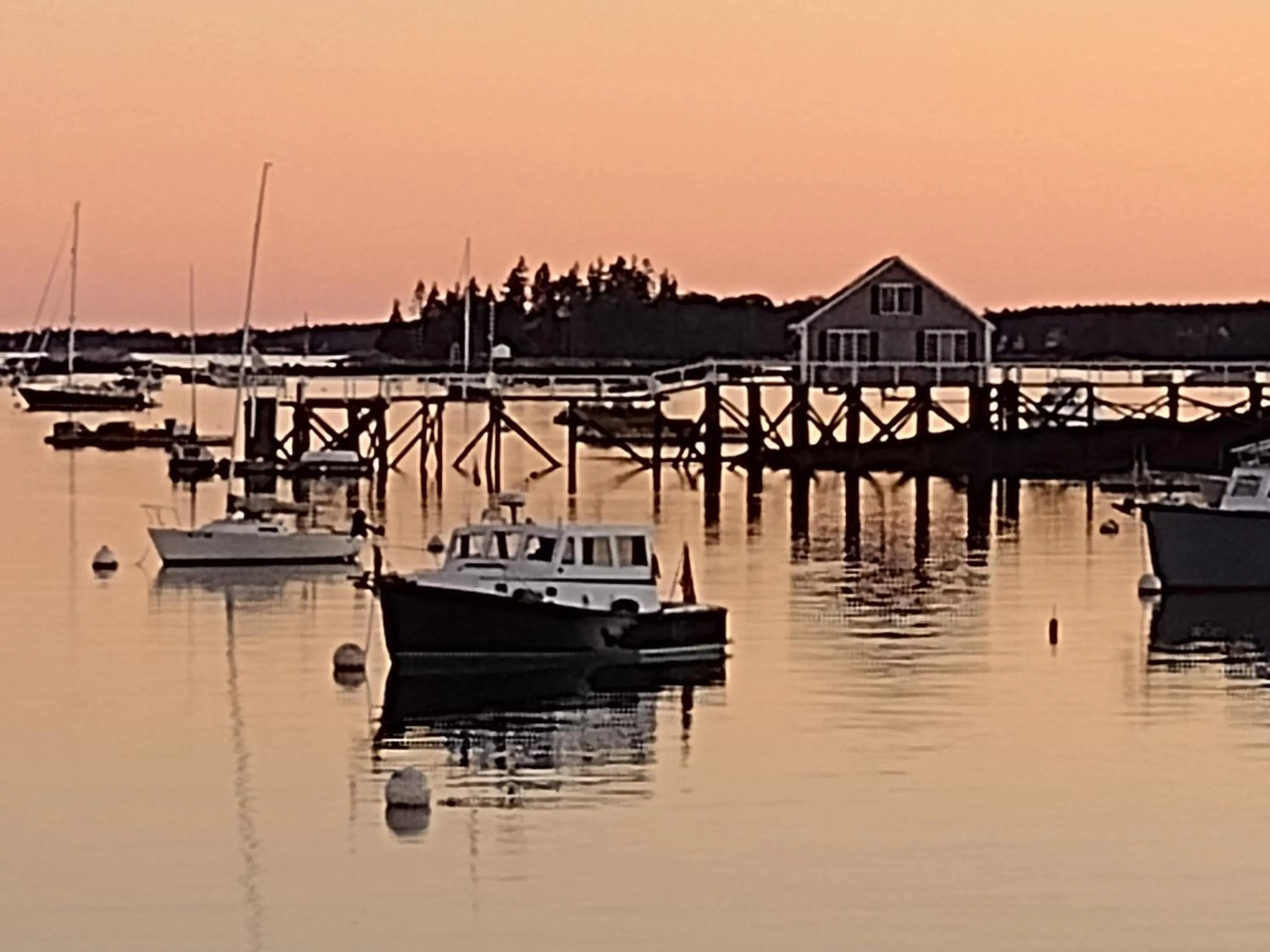 Fisherman's Wharf Inn