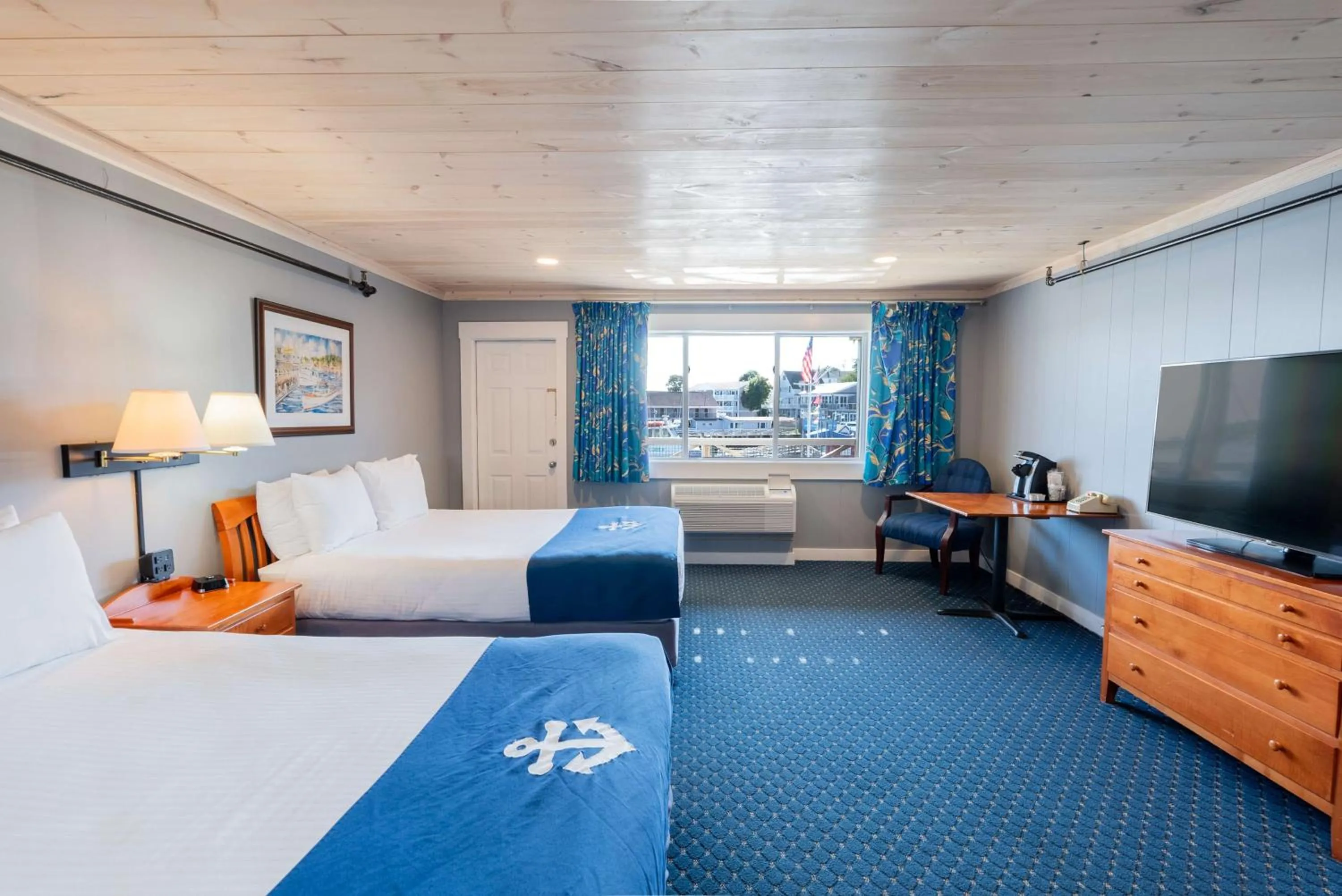 Bedroom, Bed in Fisherman's Wharf Inn