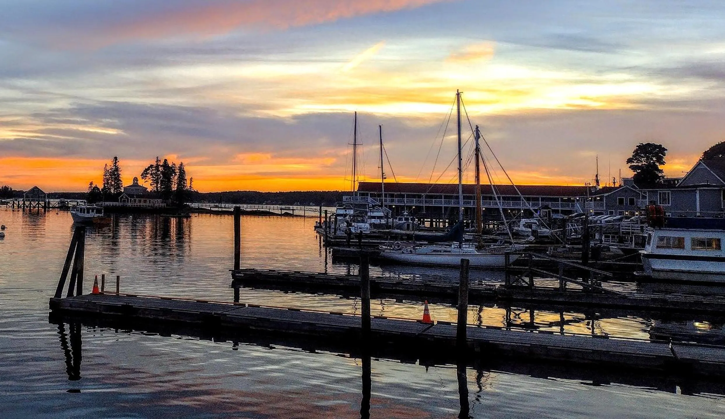 Fisherman's Wharf Inn