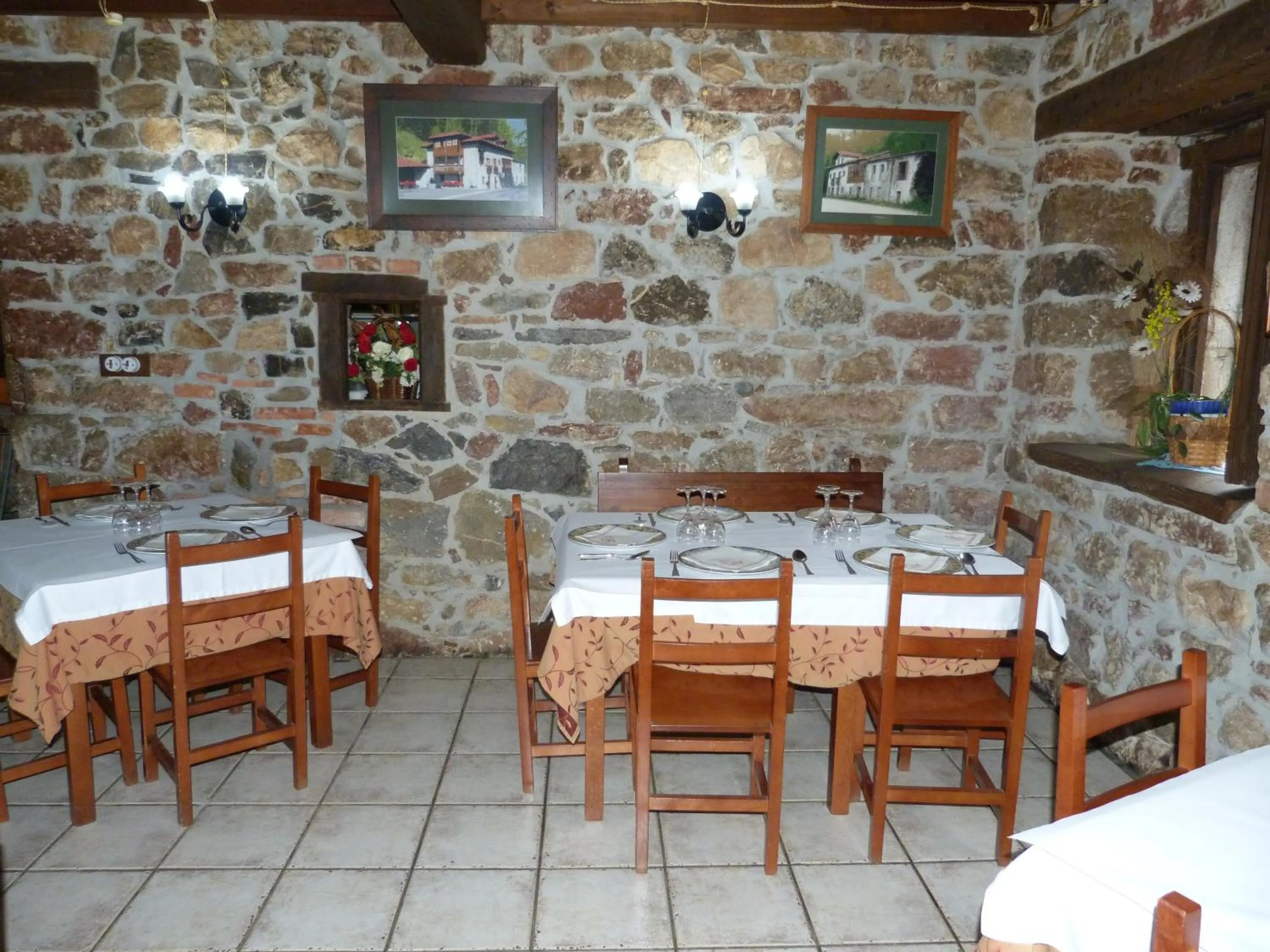 Restaurant/places to eat in Hotel Rural Los Texos