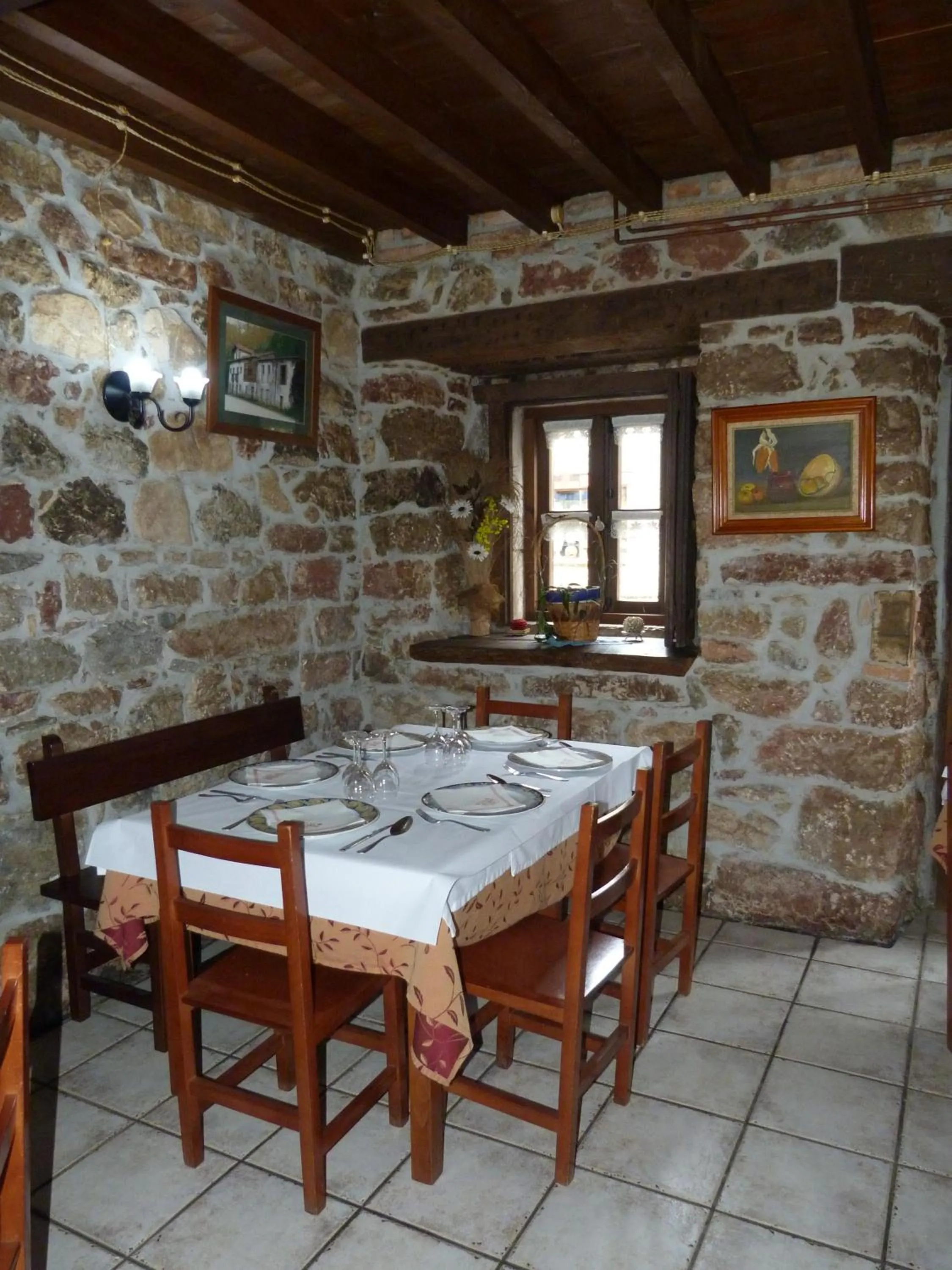 Restaurant/places to eat in Hotel Rural Los Texos