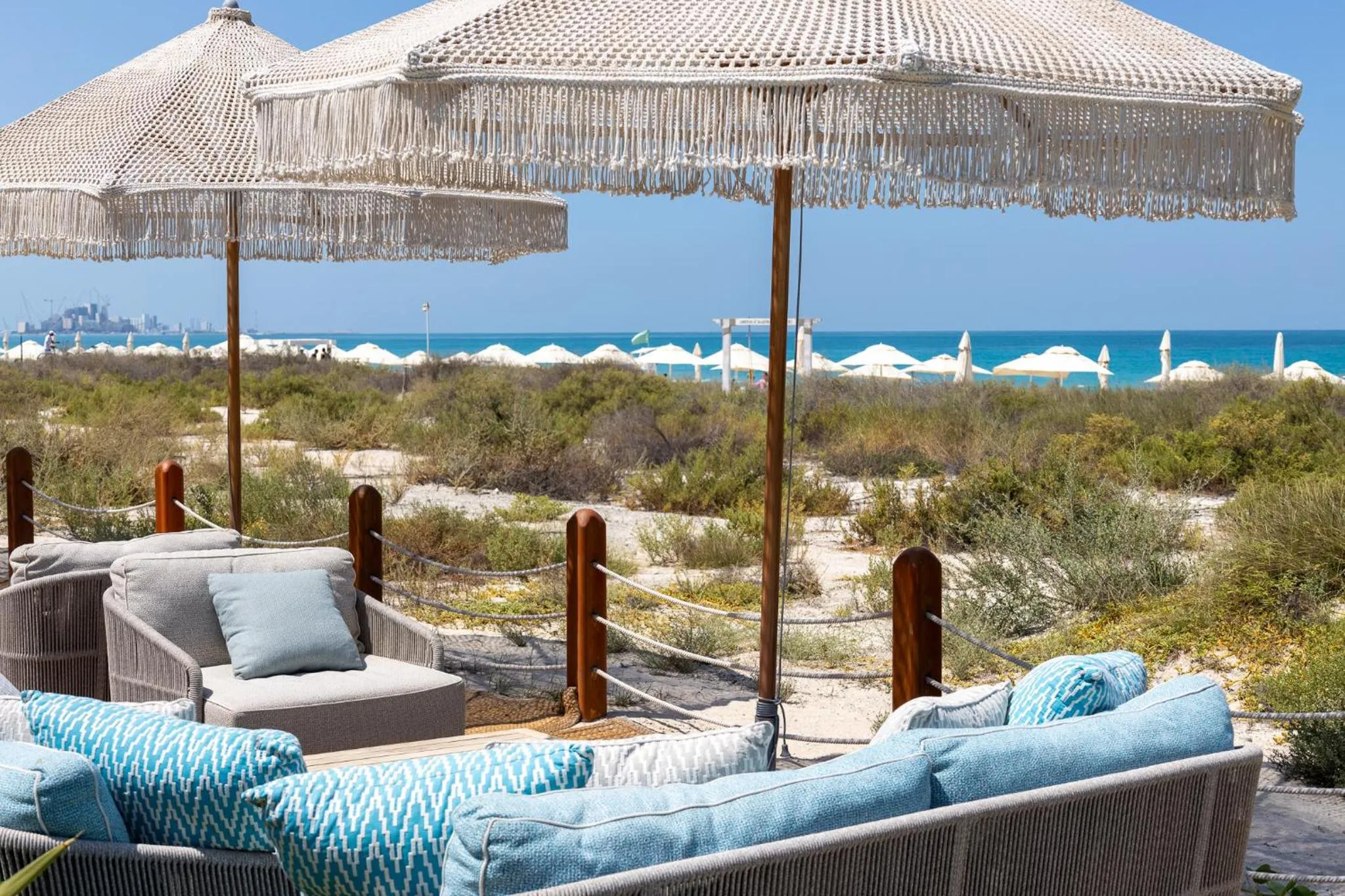 Restaurant/places to eat in Jumeirah Saadiyat Island Abu Dhabi