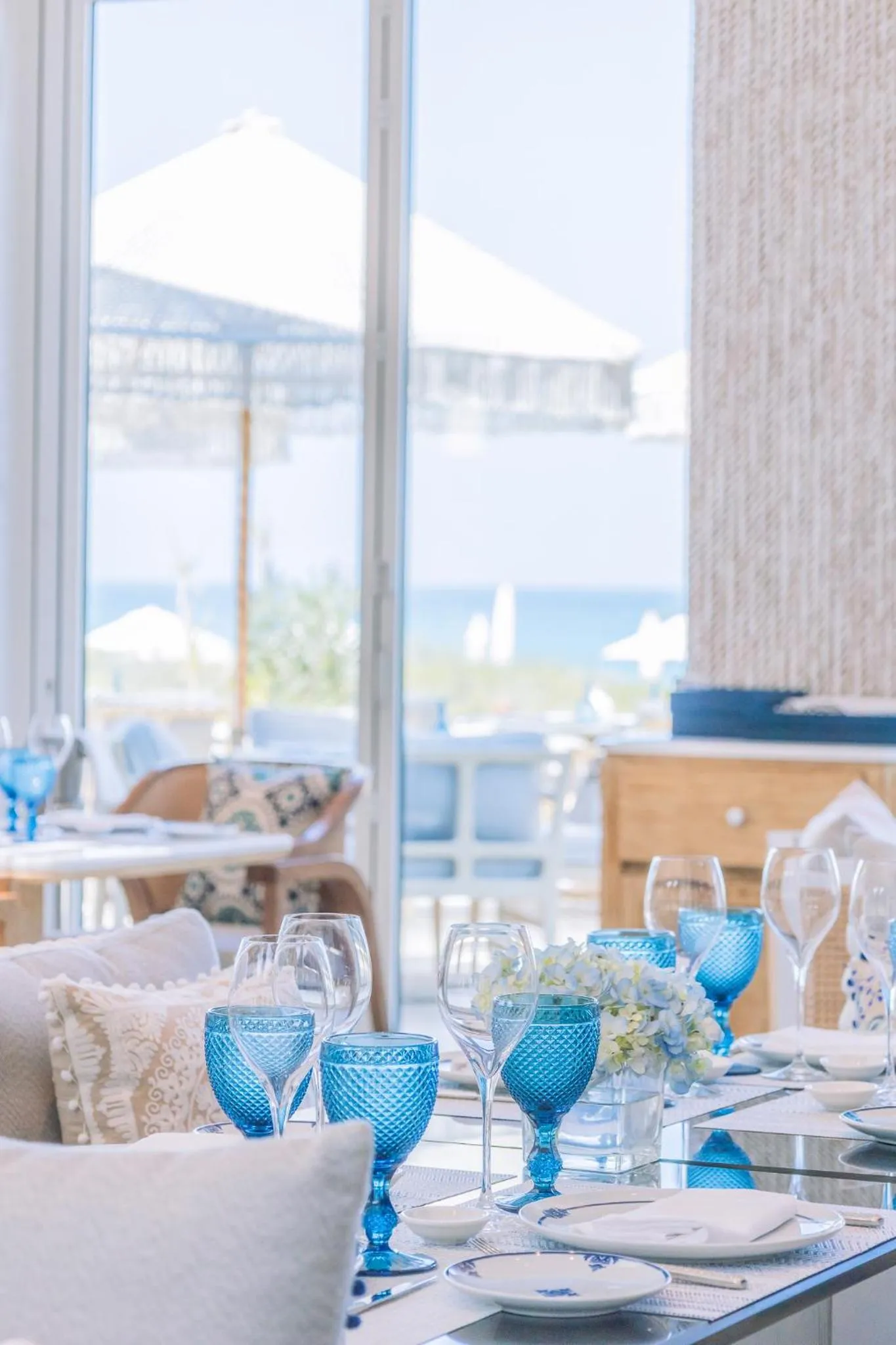 Restaurant/places to eat in Jumeirah Saadiyat Island Abu Dhabi