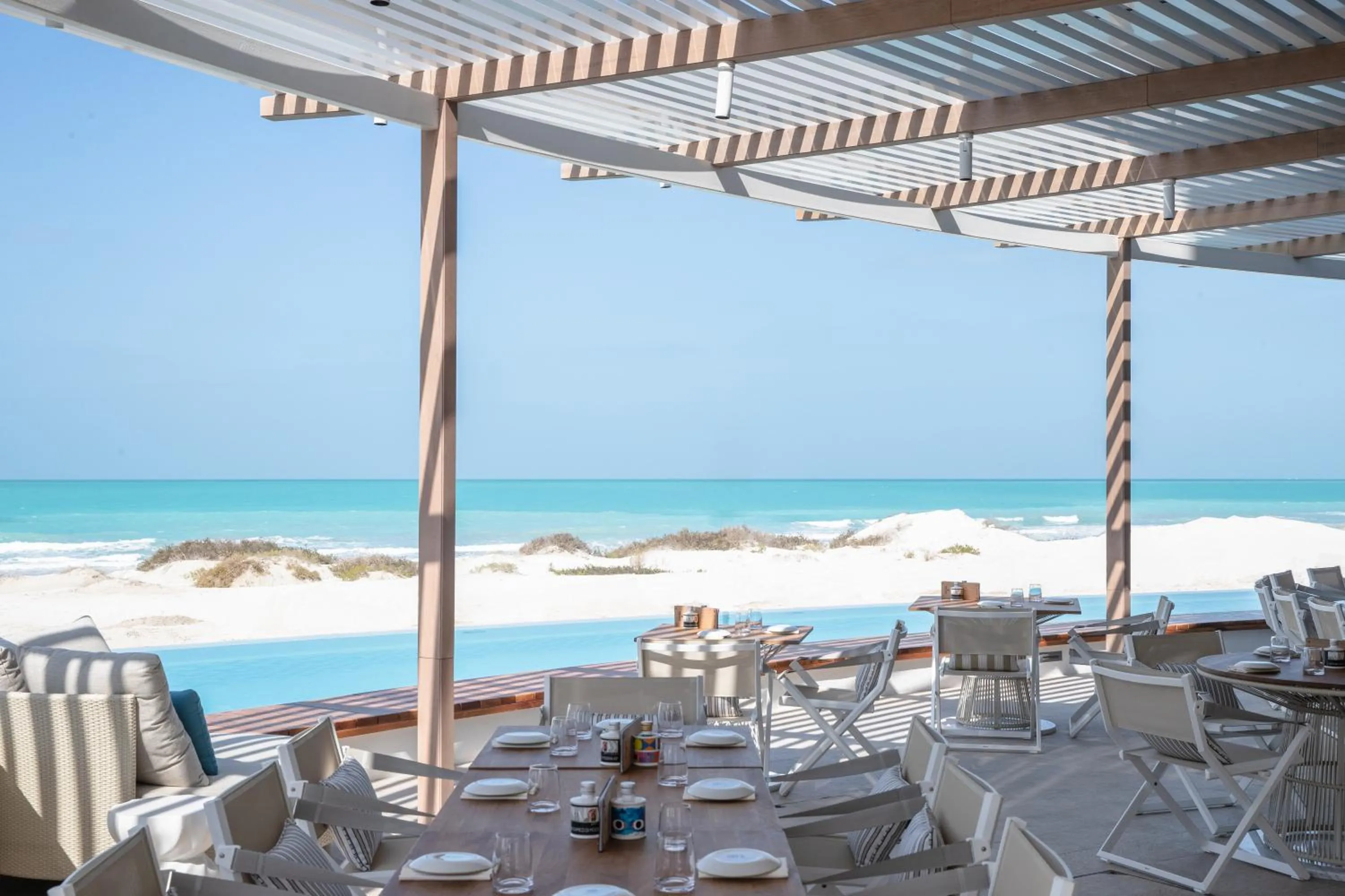 Restaurant/places to eat in Jumeirah Saadiyat Island Abu Dhabi