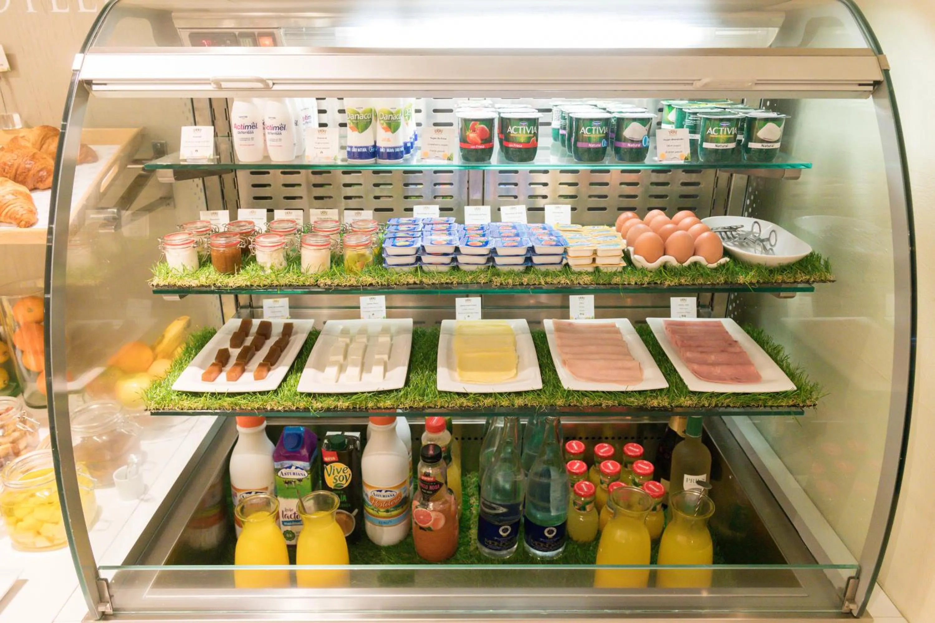 Buffet breakfast in Hotel & Spa Princesa Munia