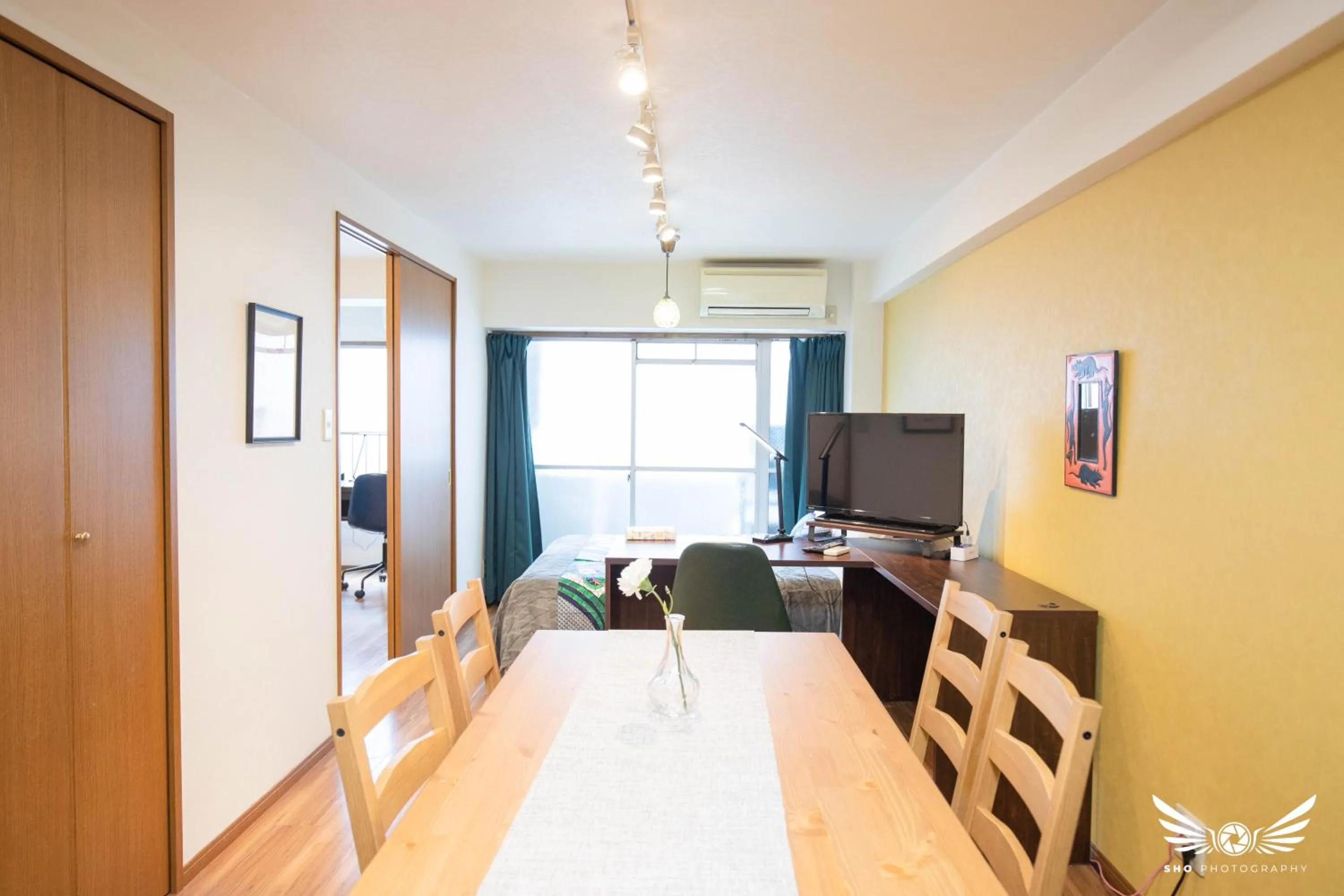 TV and multimedia in Hakata apartment