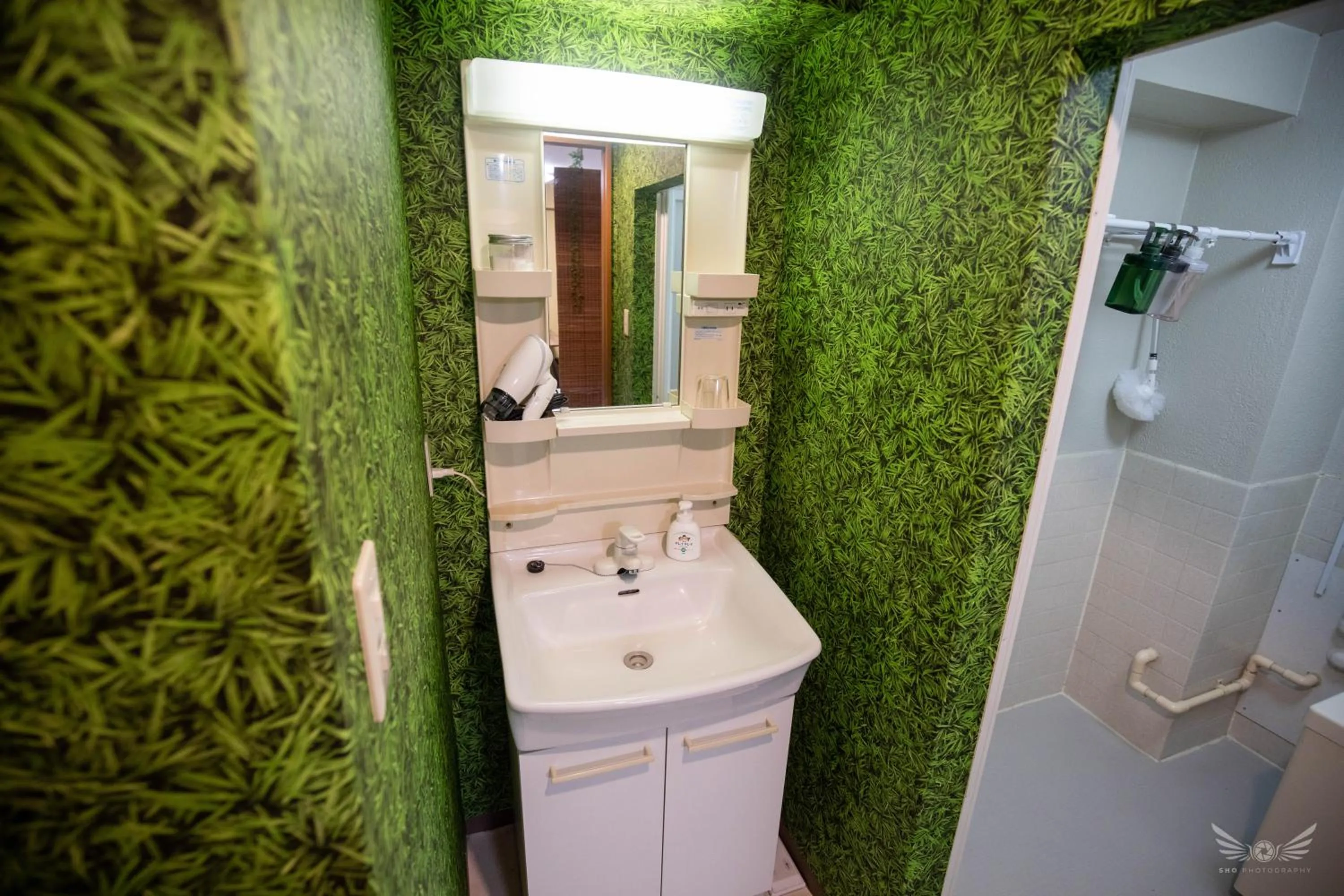 Shower in Hakata apartment