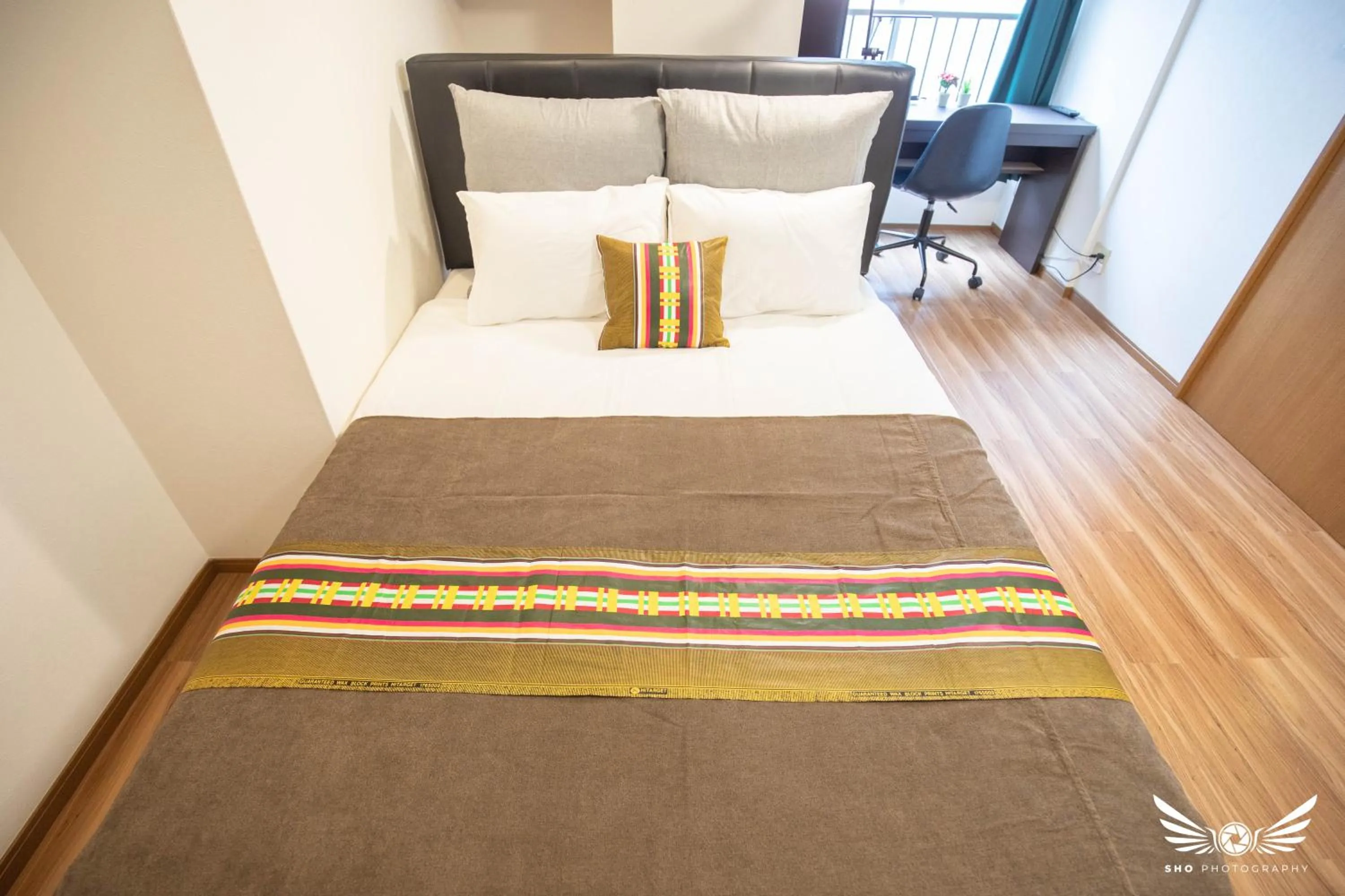 Living room, Bed in Hakata apartment