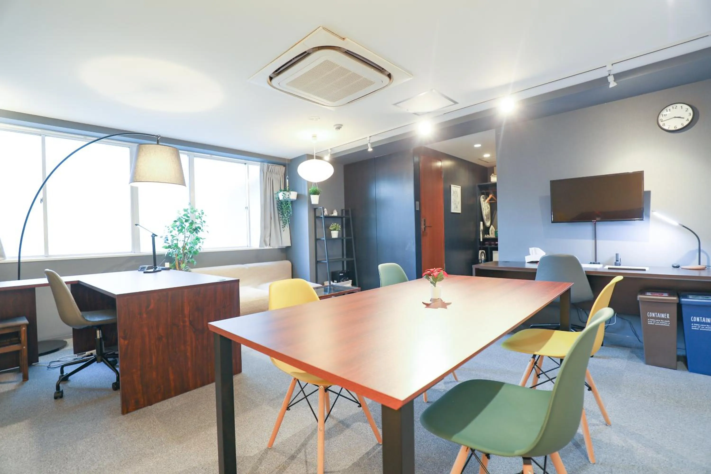 TV and multimedia in Hakata apartment