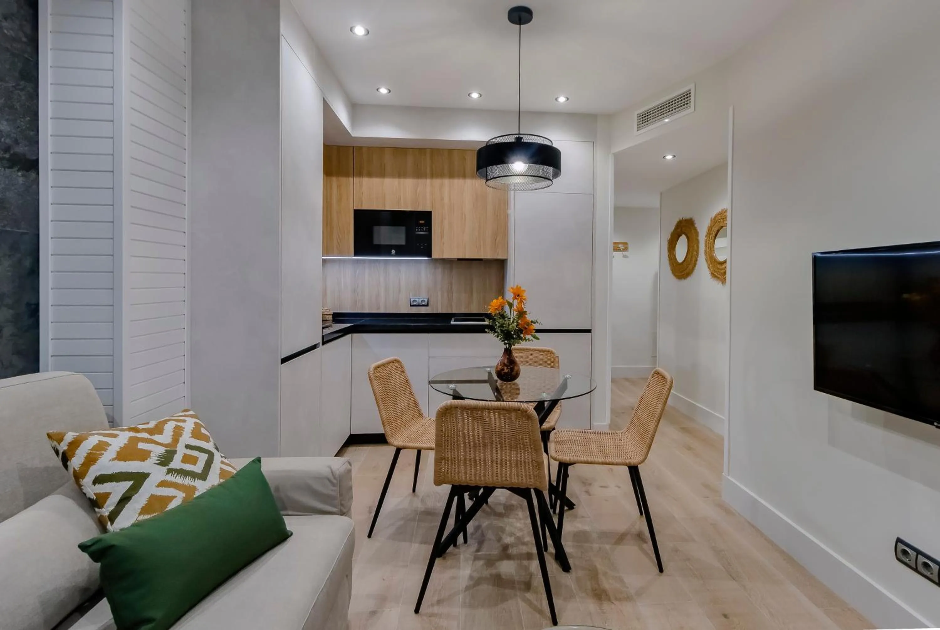 kitchen in Apartamentos Suites Oficentro Original