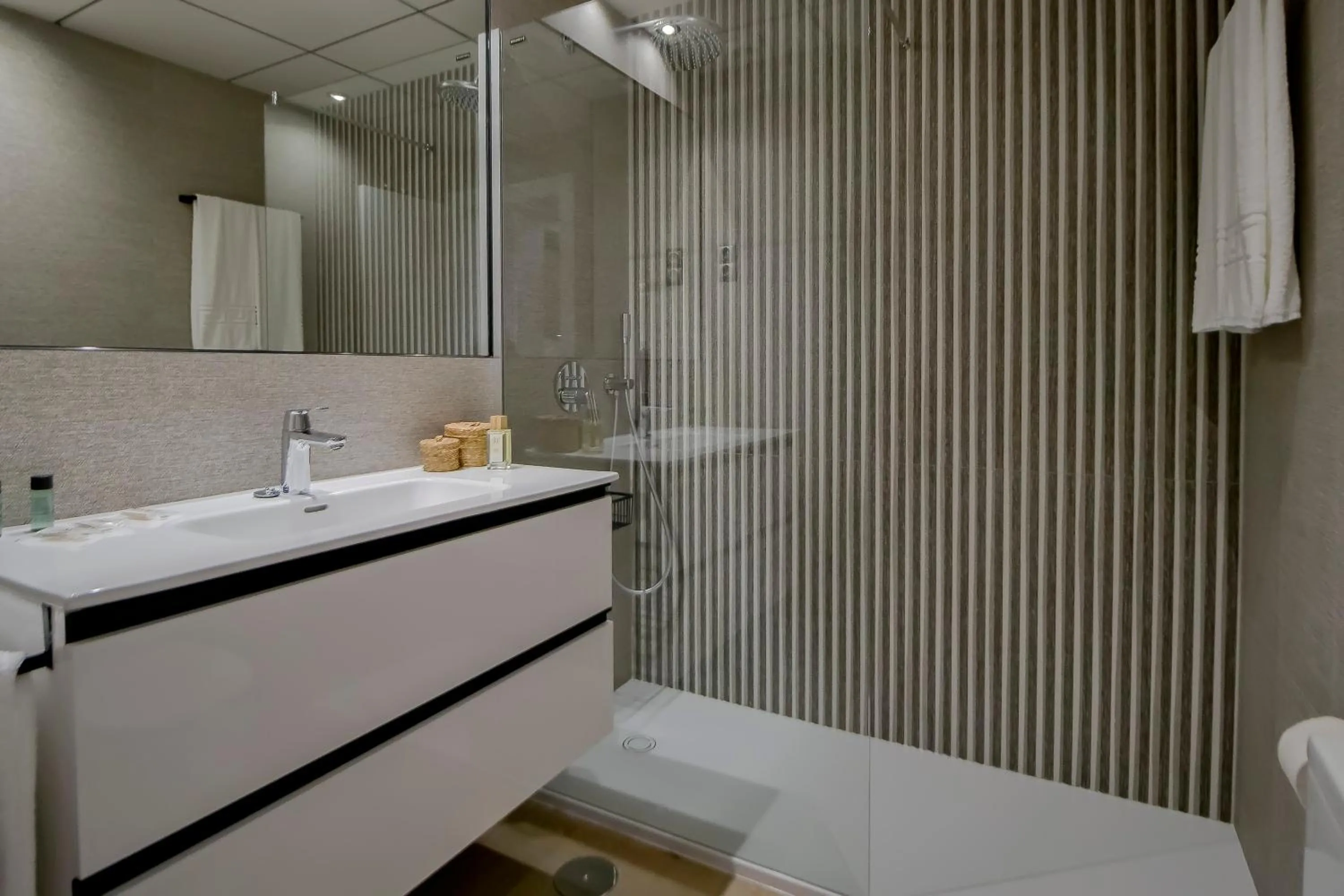 Bathroom in Apartamentos Suites Oficentro Original