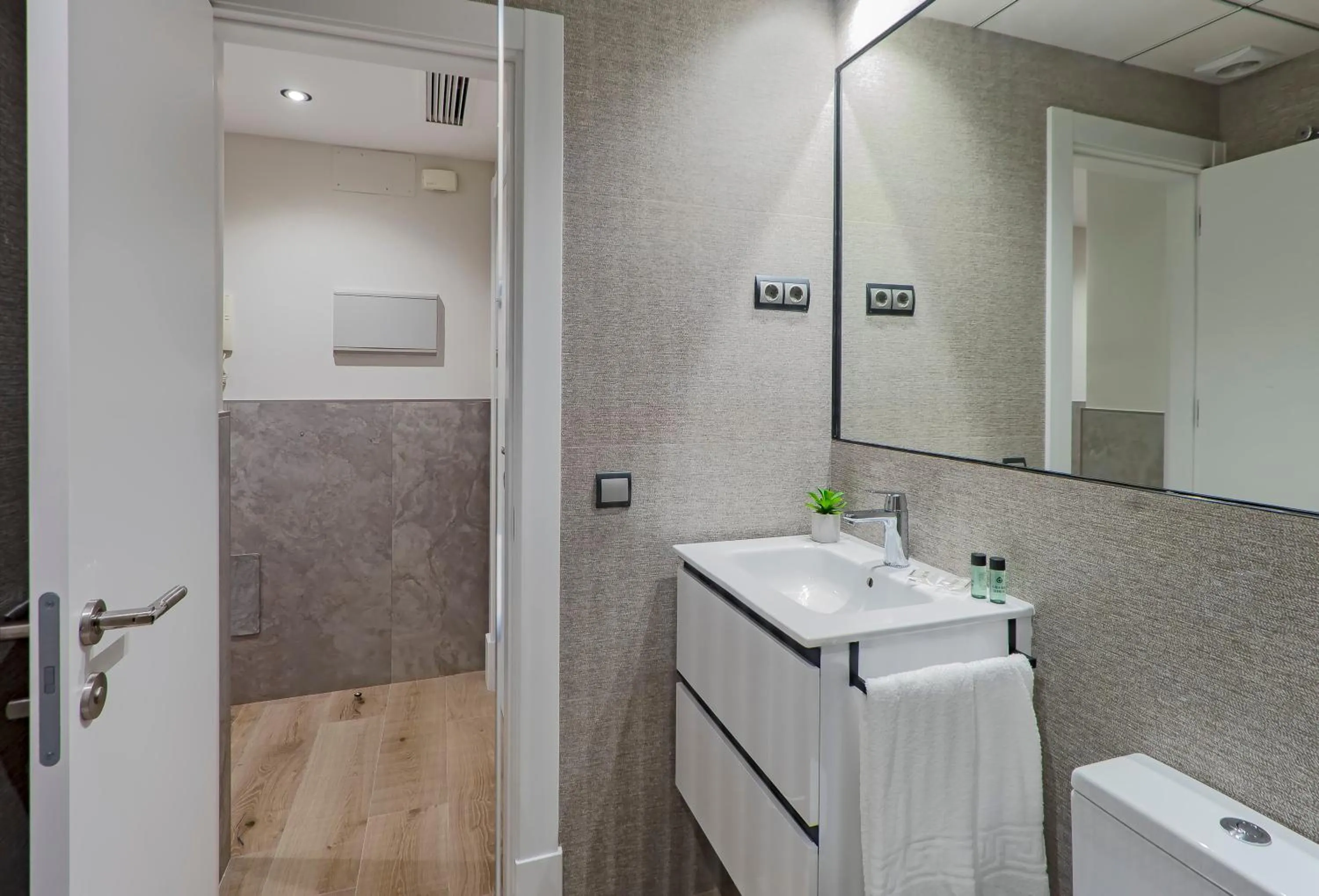 Bathroom in Apartamentos Suites Oficentro Original