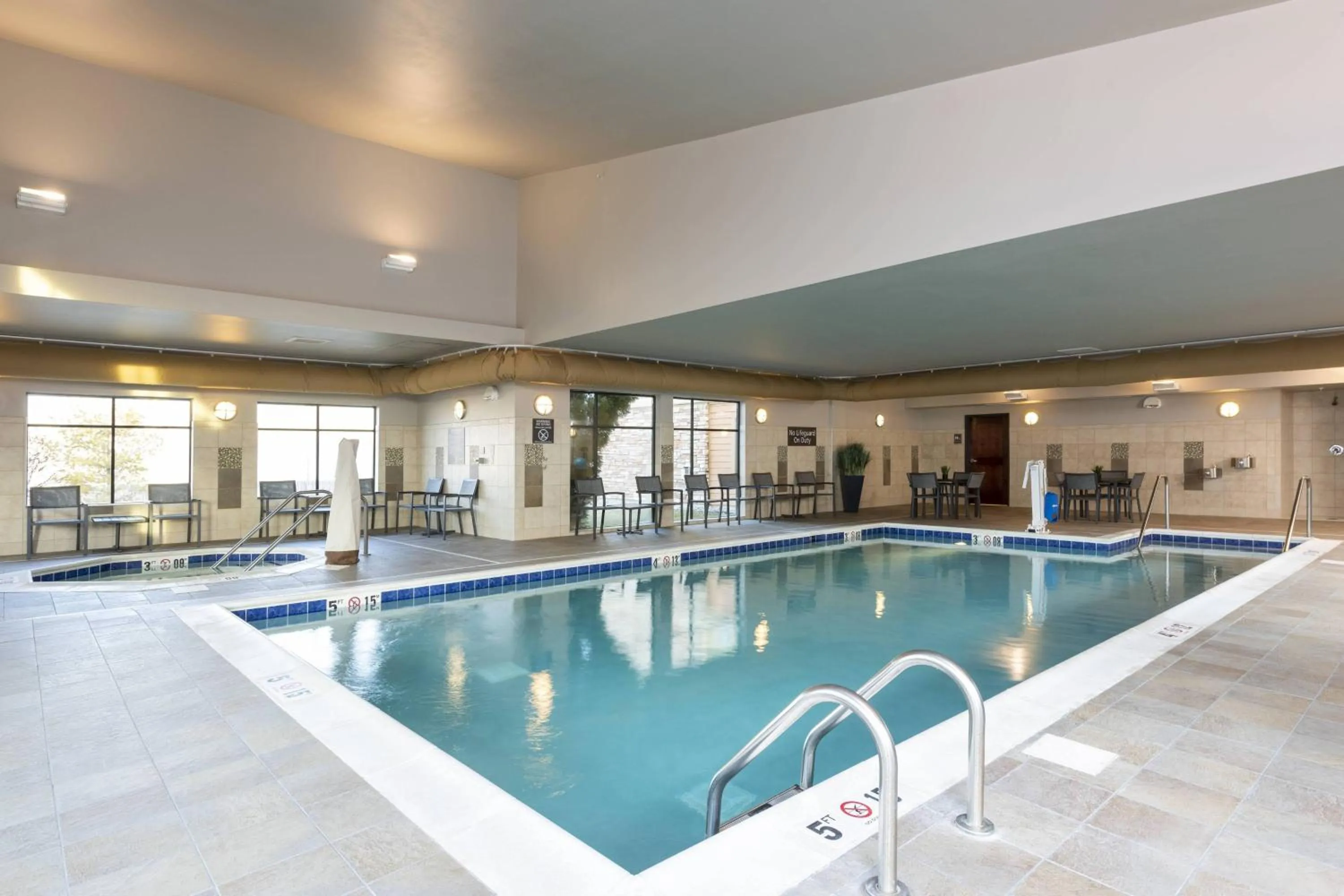Swimming pool in Residence Inn by Marriott Midland