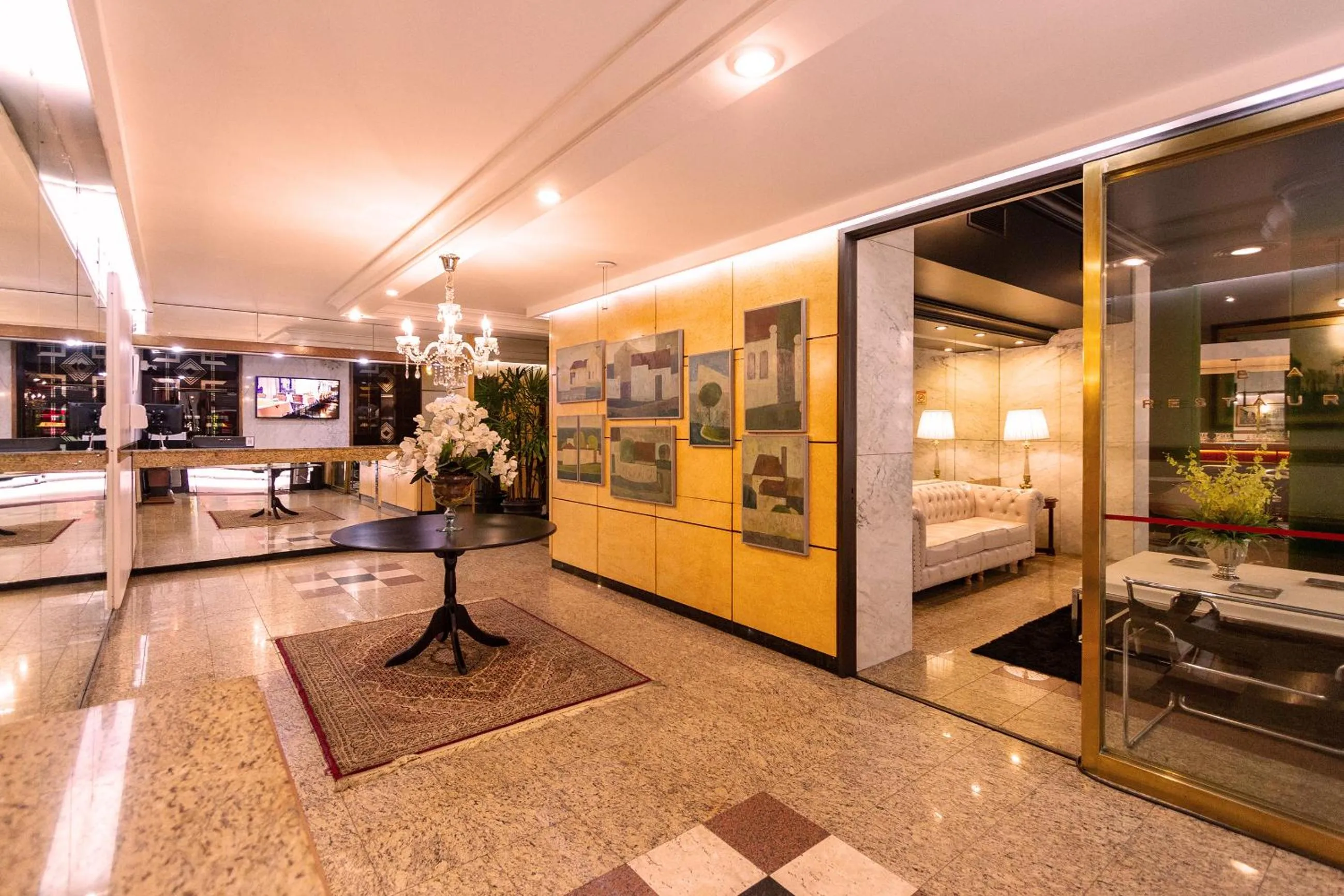 Curitiba Palace Hotel