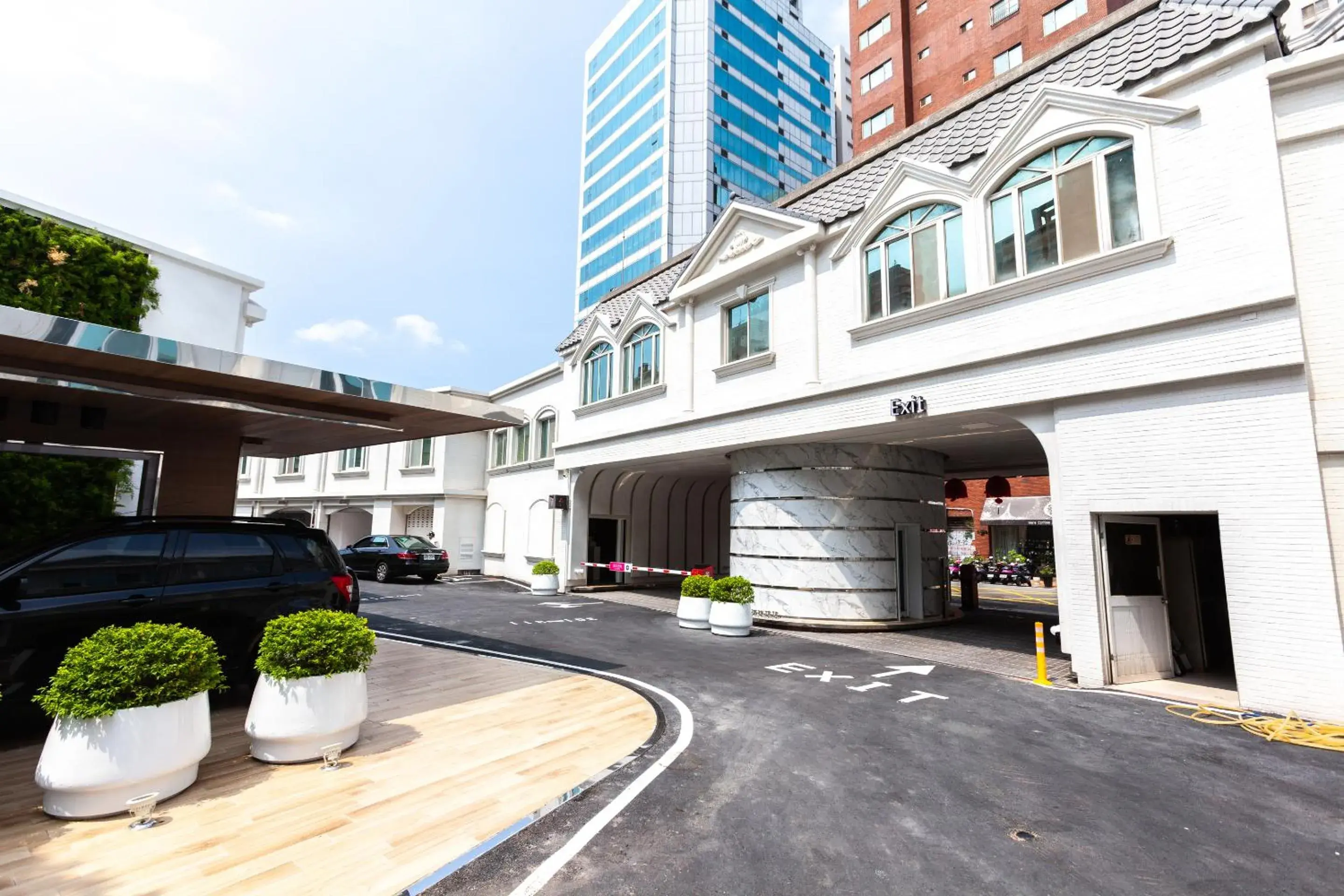 Property building in Chao Motel Property building in Chao Motel