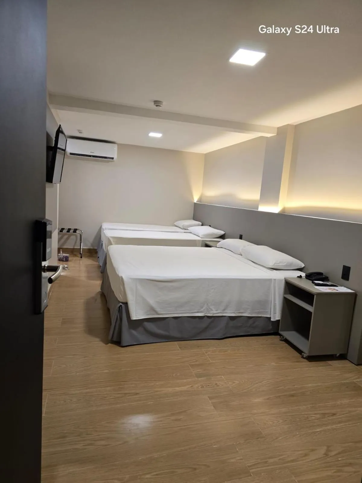 Bed in Village Iguassu Hotel