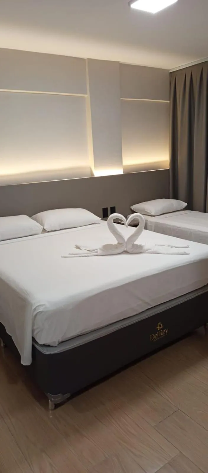 Bed in Village Iguassu Hotel