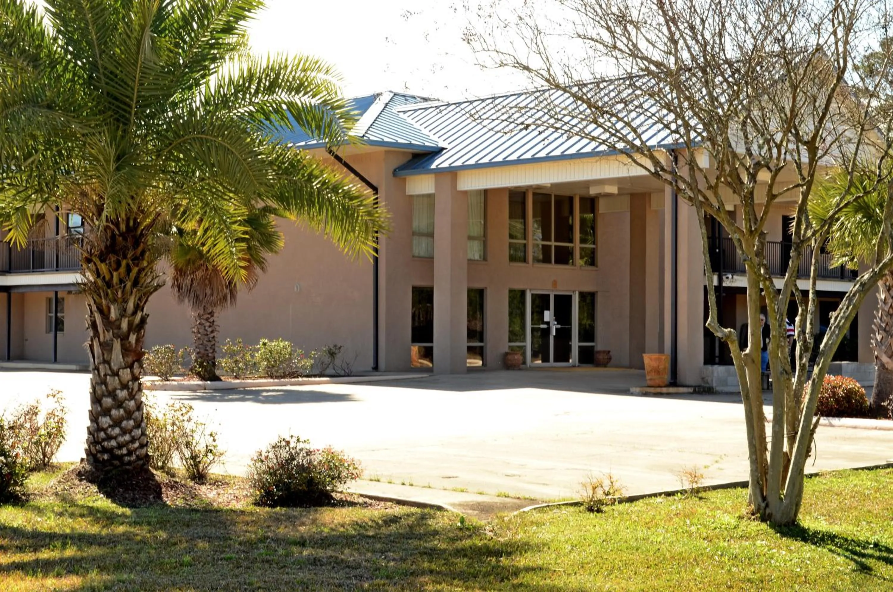 Facade/entrance, Property Building in Americas Best Value Inn Kinder