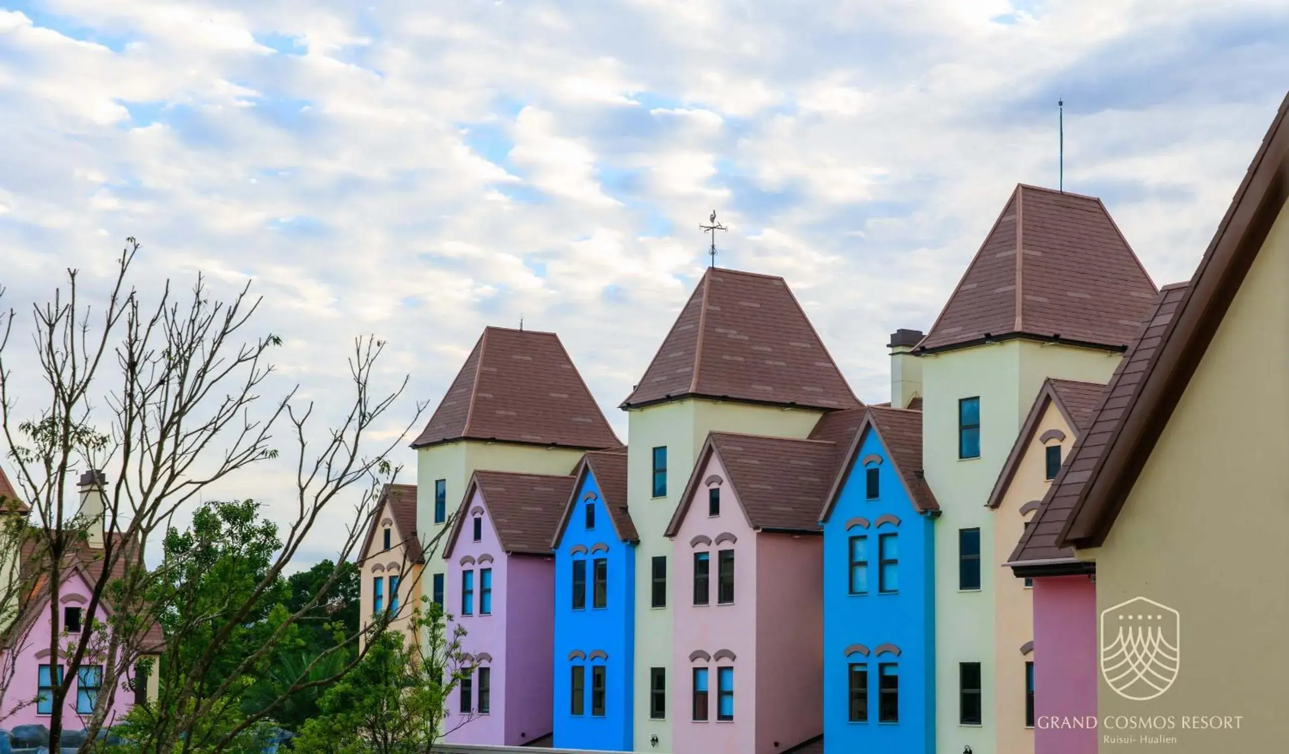 Property building in Grand Cosmos Resort Ruisui Hualien Property building in Grand Cosmos Resort Ruisui Hualien