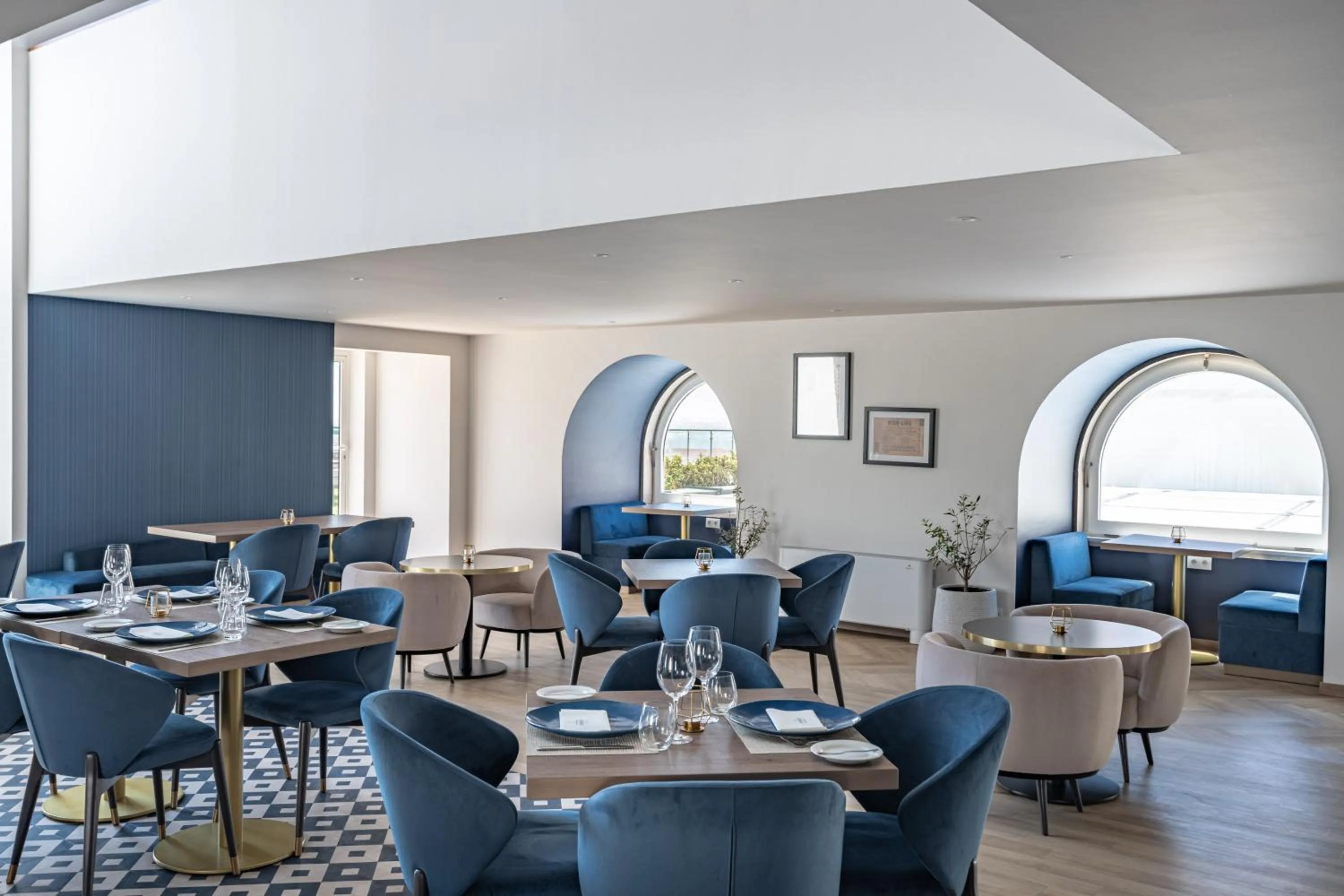 Restaurant/places to eat in Hotel do Chiado