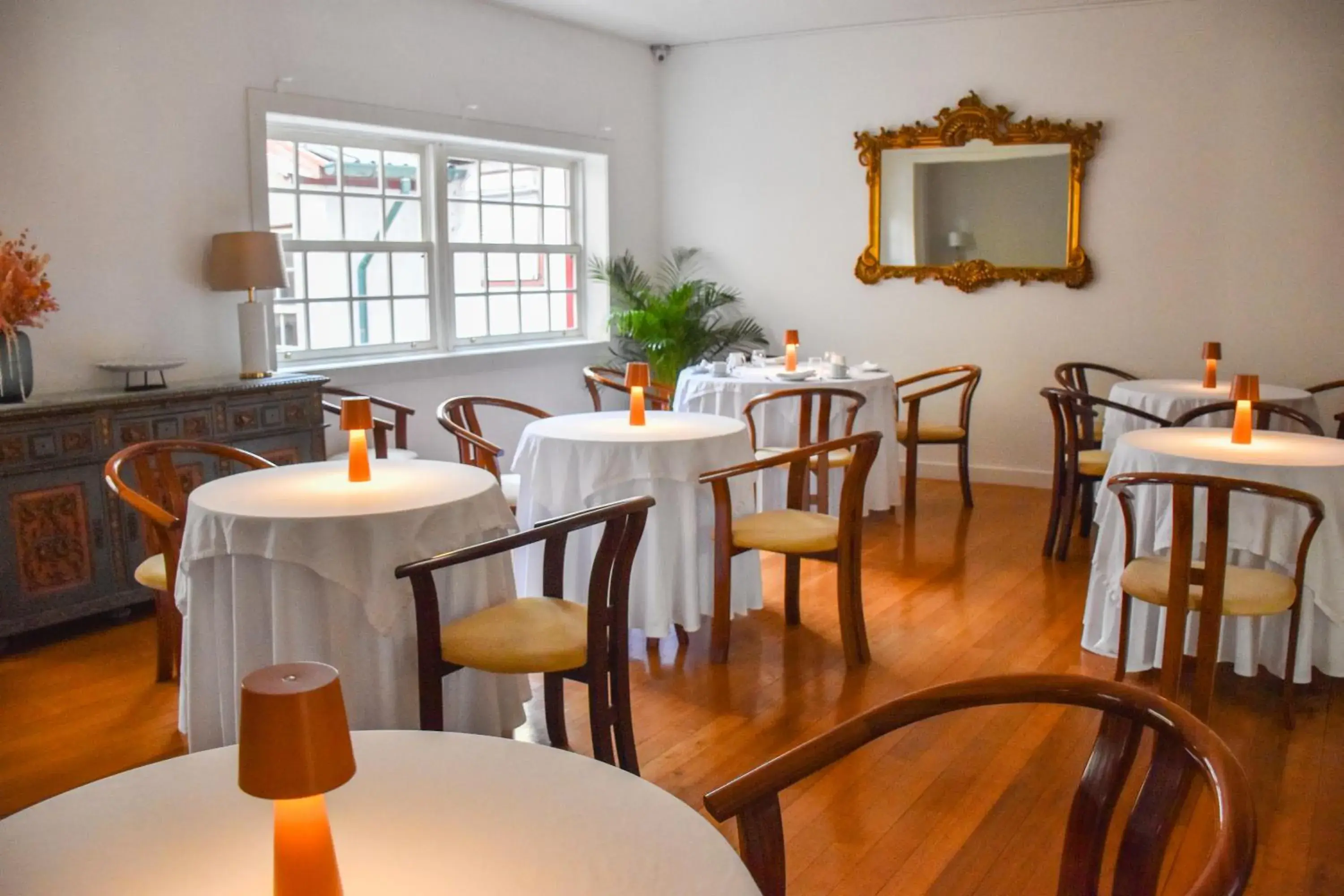 Breakfast in Hotel Toural Breakfast in Hotel Toural