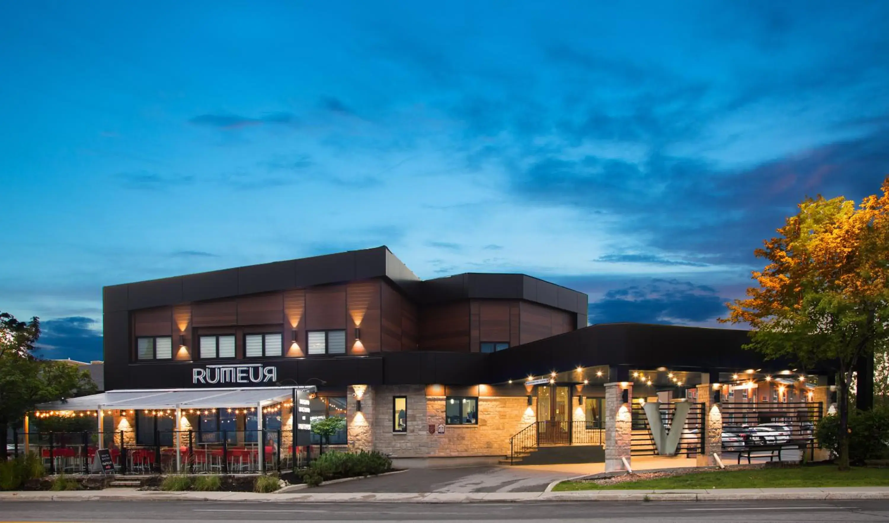 Facade/entrance in Hotel V Facade/entrance in Hotel V