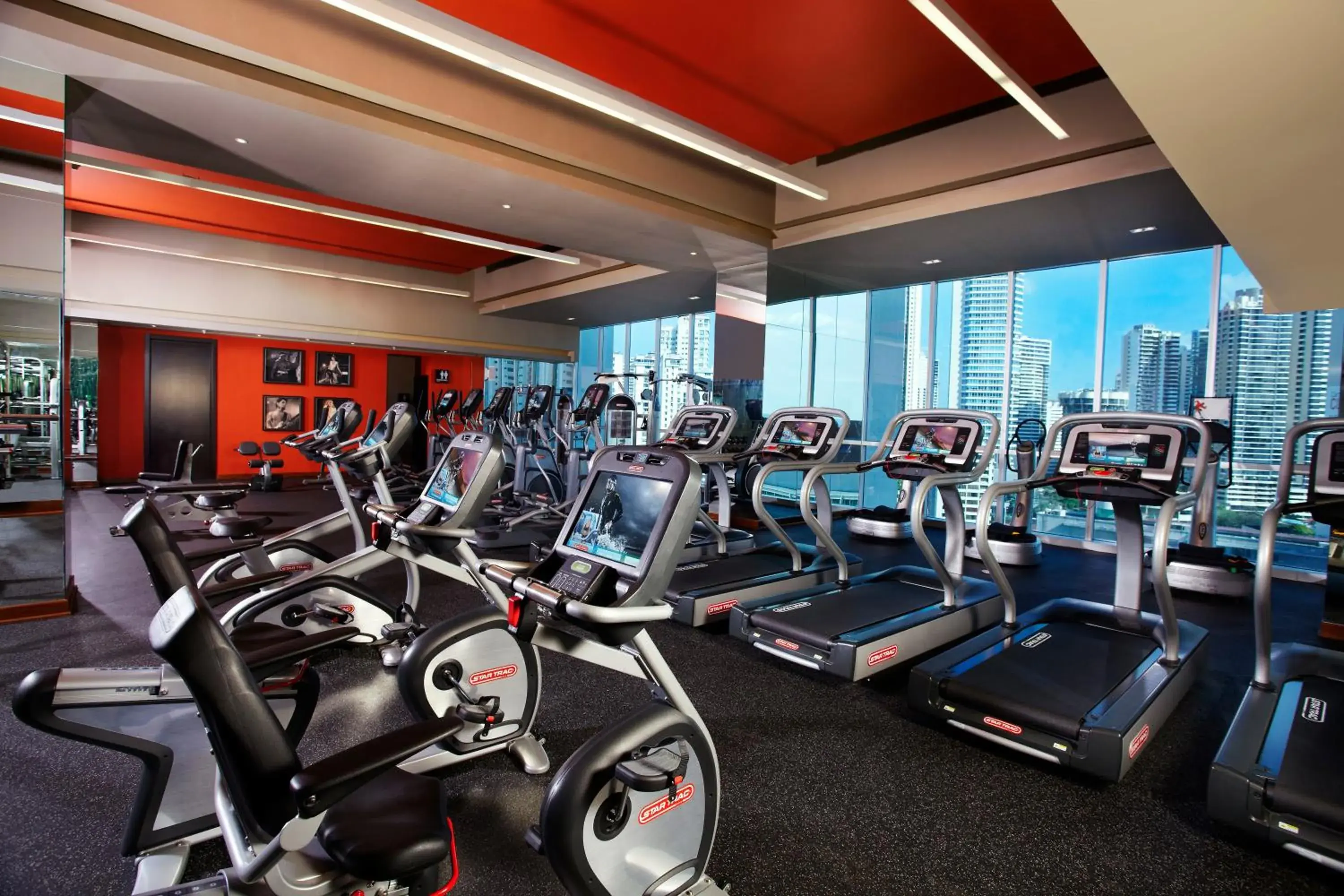 Fitness centre/facilities in Megapolis Hotel Panama Fitness centre/facilities in Megapolis Hotel Panama