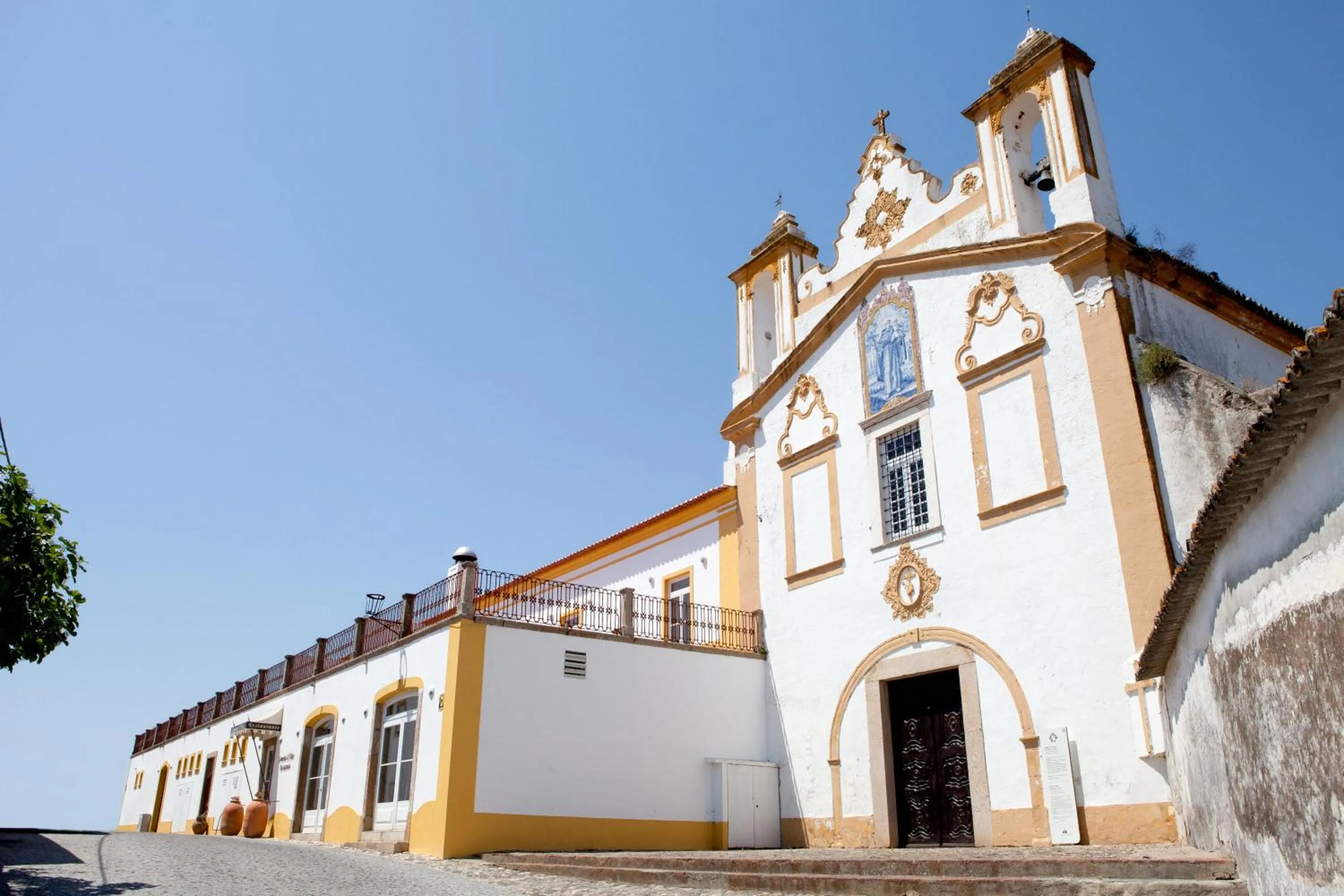 Facade/entrance in Hotel Convento D'Alter by Asite Hotels