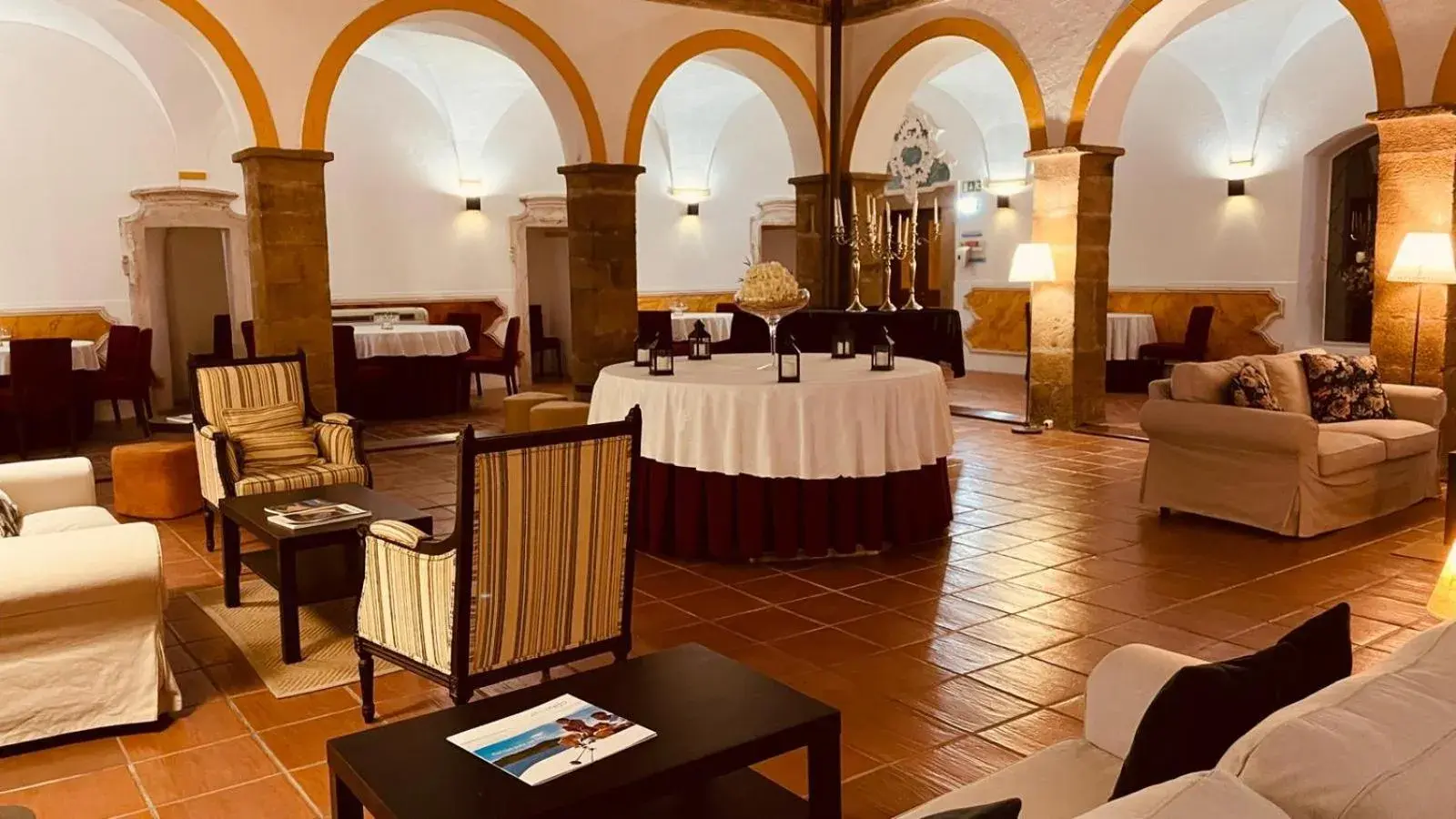 Lounge or bar in Hotel Convento D'Alter by Asite Hotels Lounge or bar in Hotel Convento D'Alter by Asite Hotels