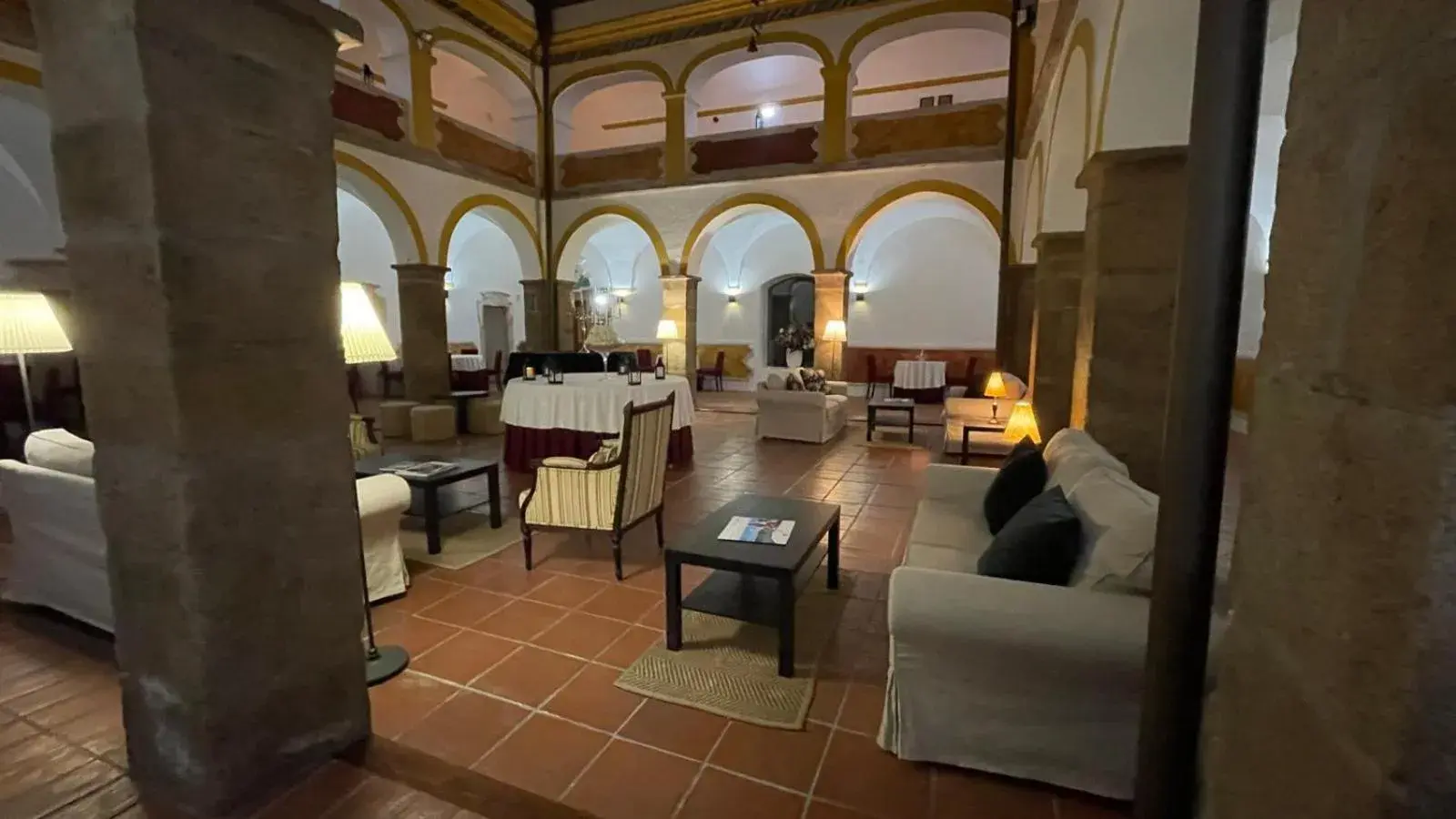 Lounge or bar in Hotel Convento D'Alter by Asite Hotels Lounge or bar in Hotel Convento D'Alter by Asite Hotels