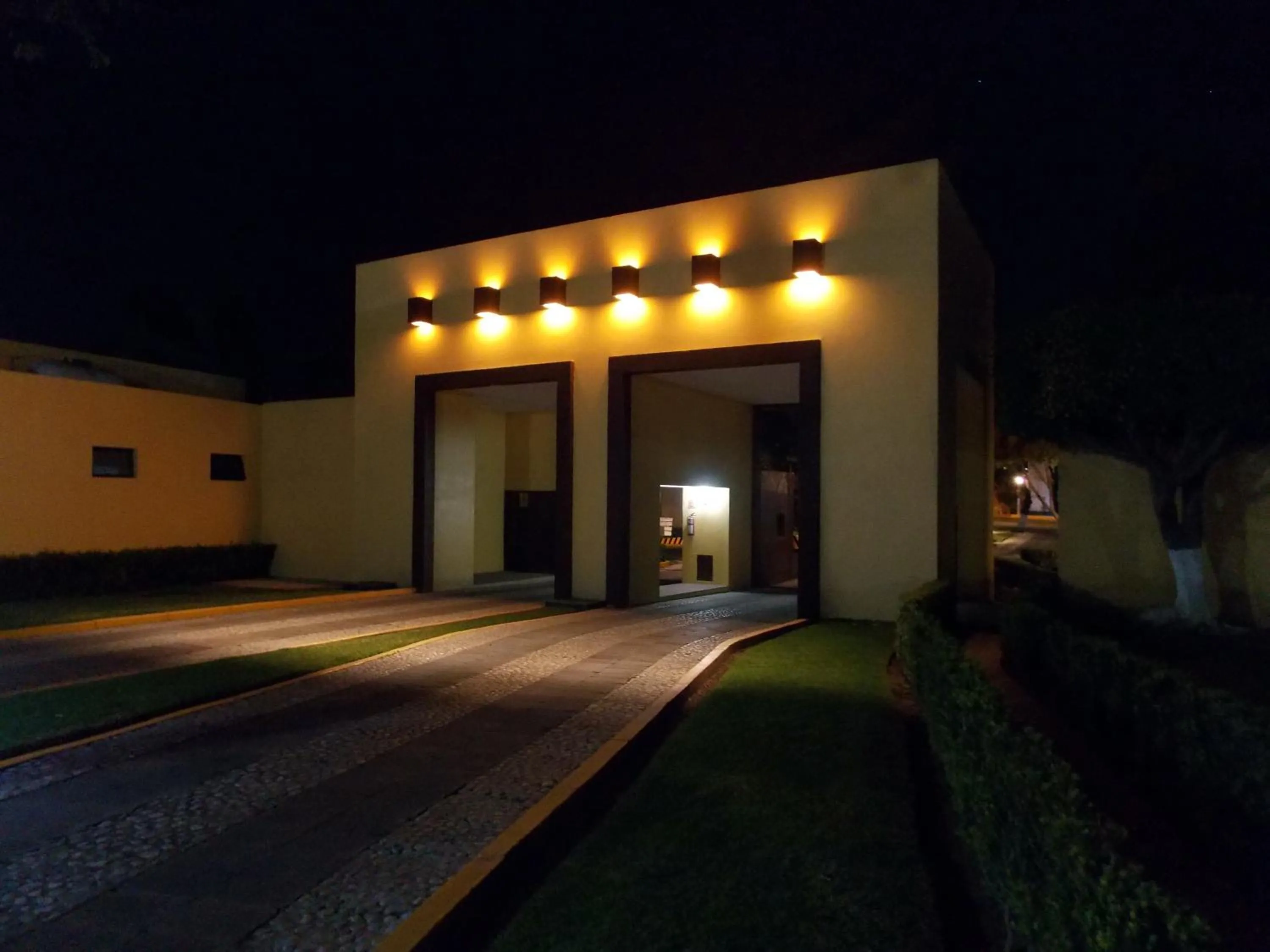 Facade/entrance in Casa Cantarranas