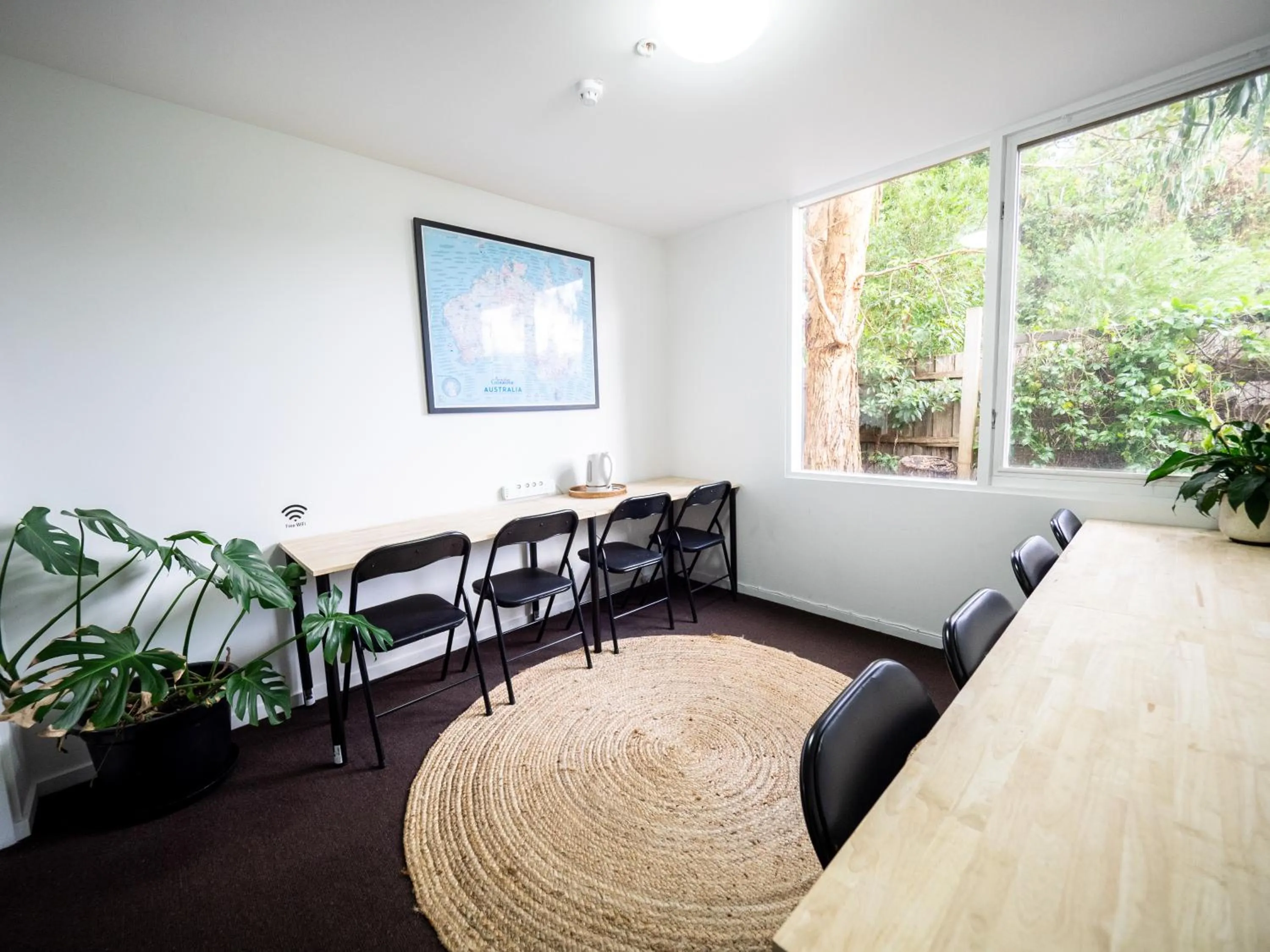 Business facilities in YHA Apollo Bay Eco
