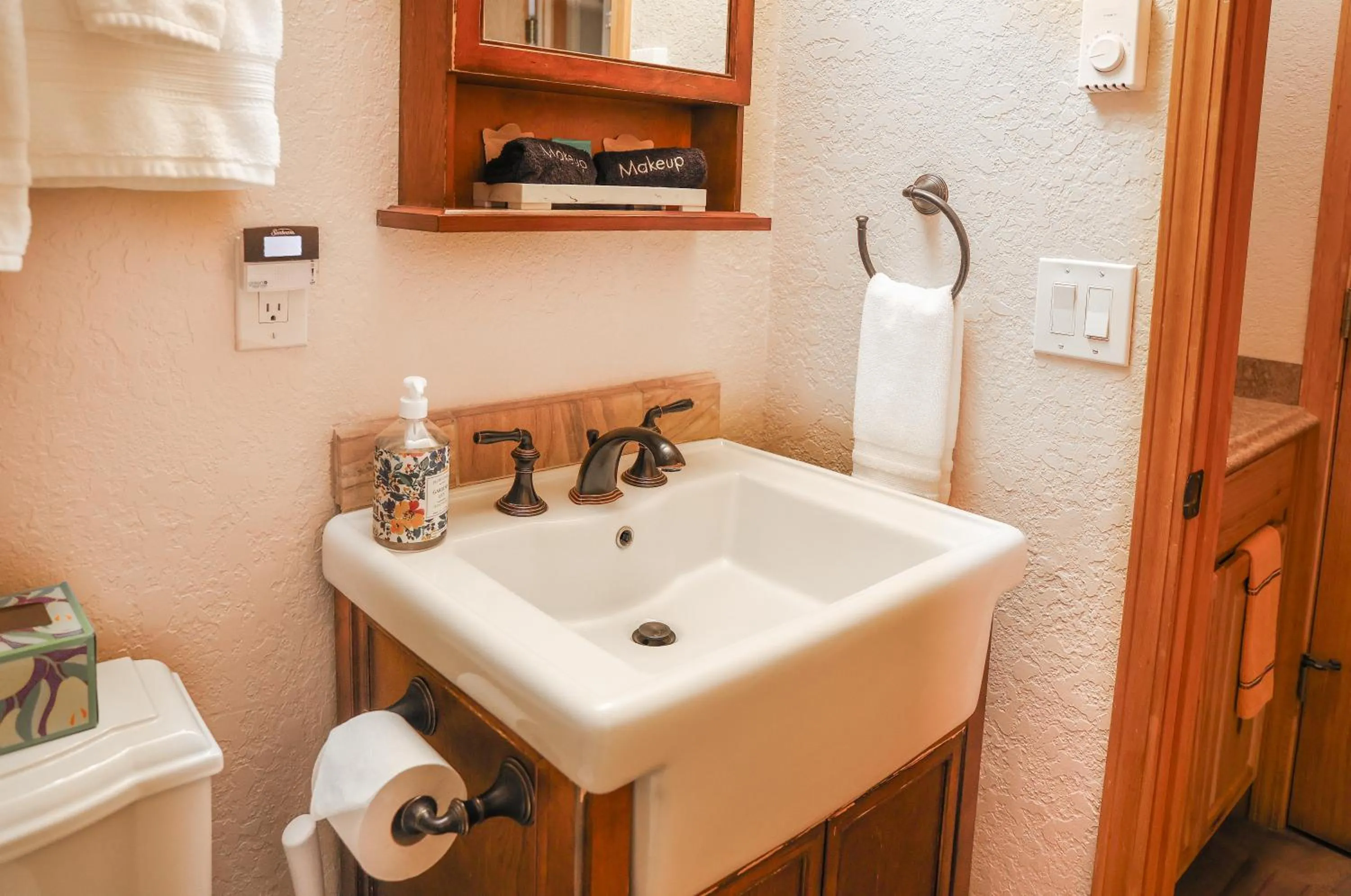 Yellowstone Gateway Inn