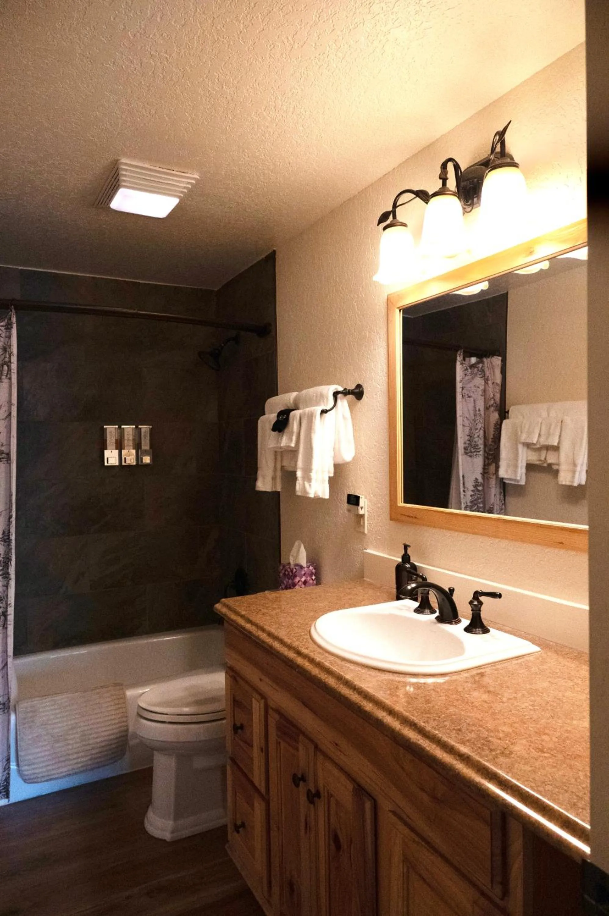 Yellowstone Gateway Inn