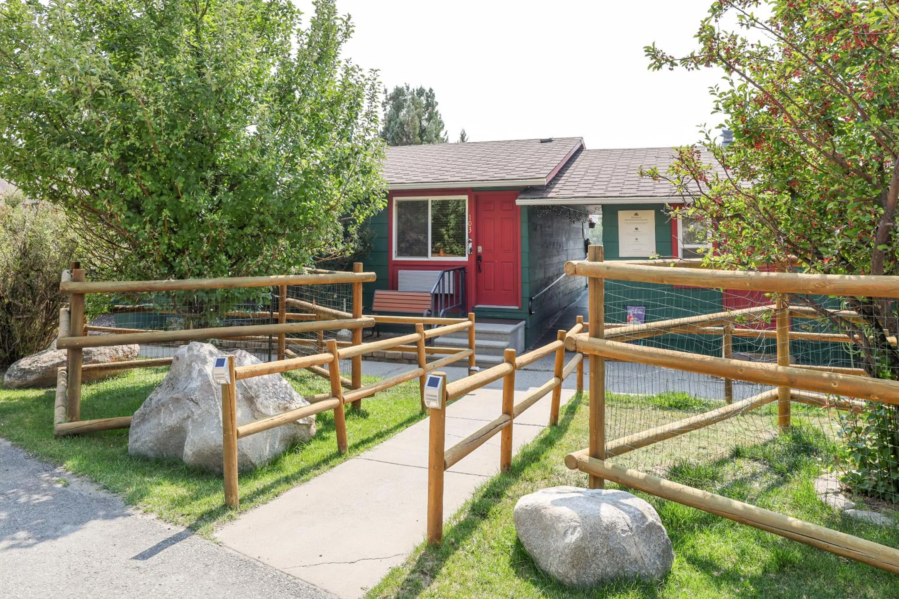 Yellowstone Gateway Inn