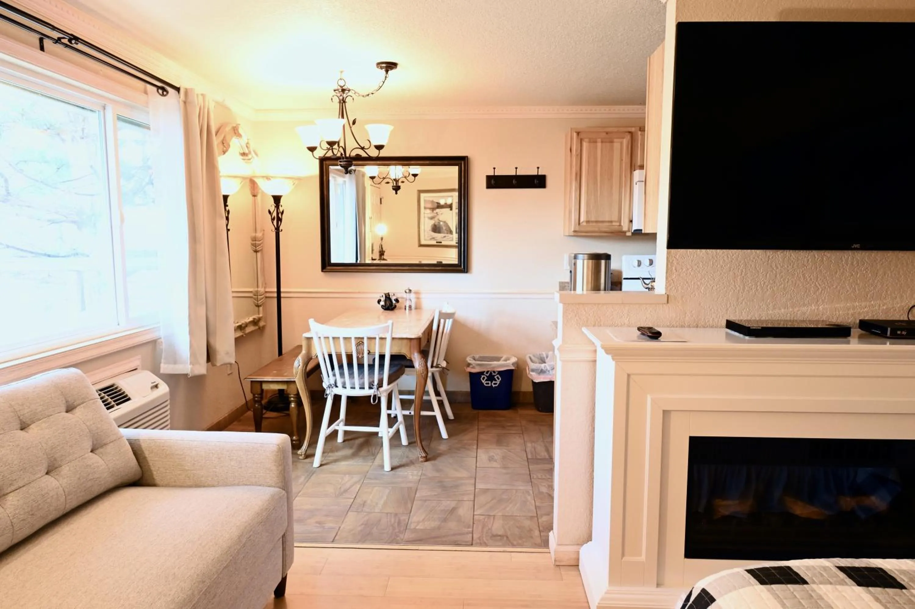 Yellowstone Gateway Inn