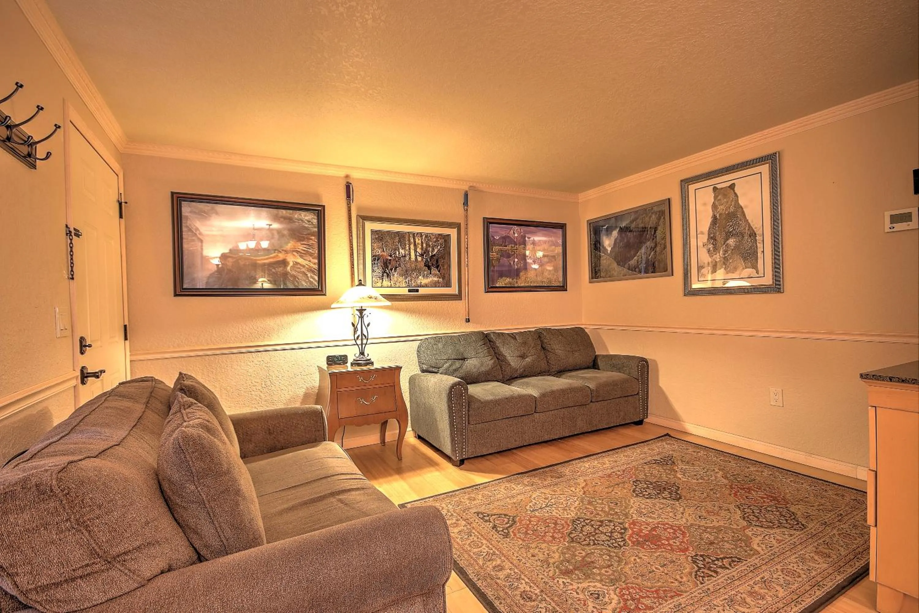 Yellowstone Gateway Inn