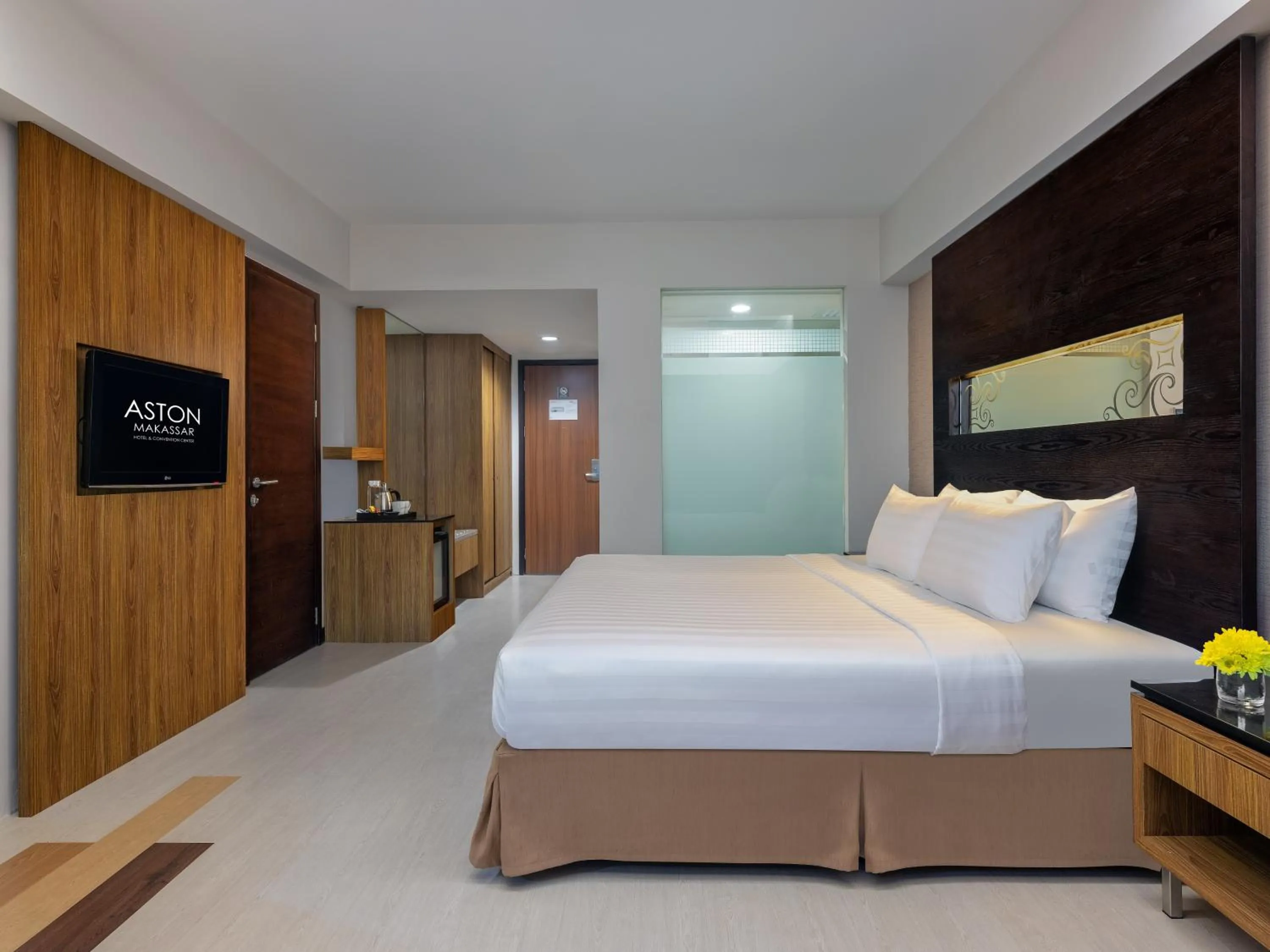 Bed in Aston Makassar Hotel & Convention Center