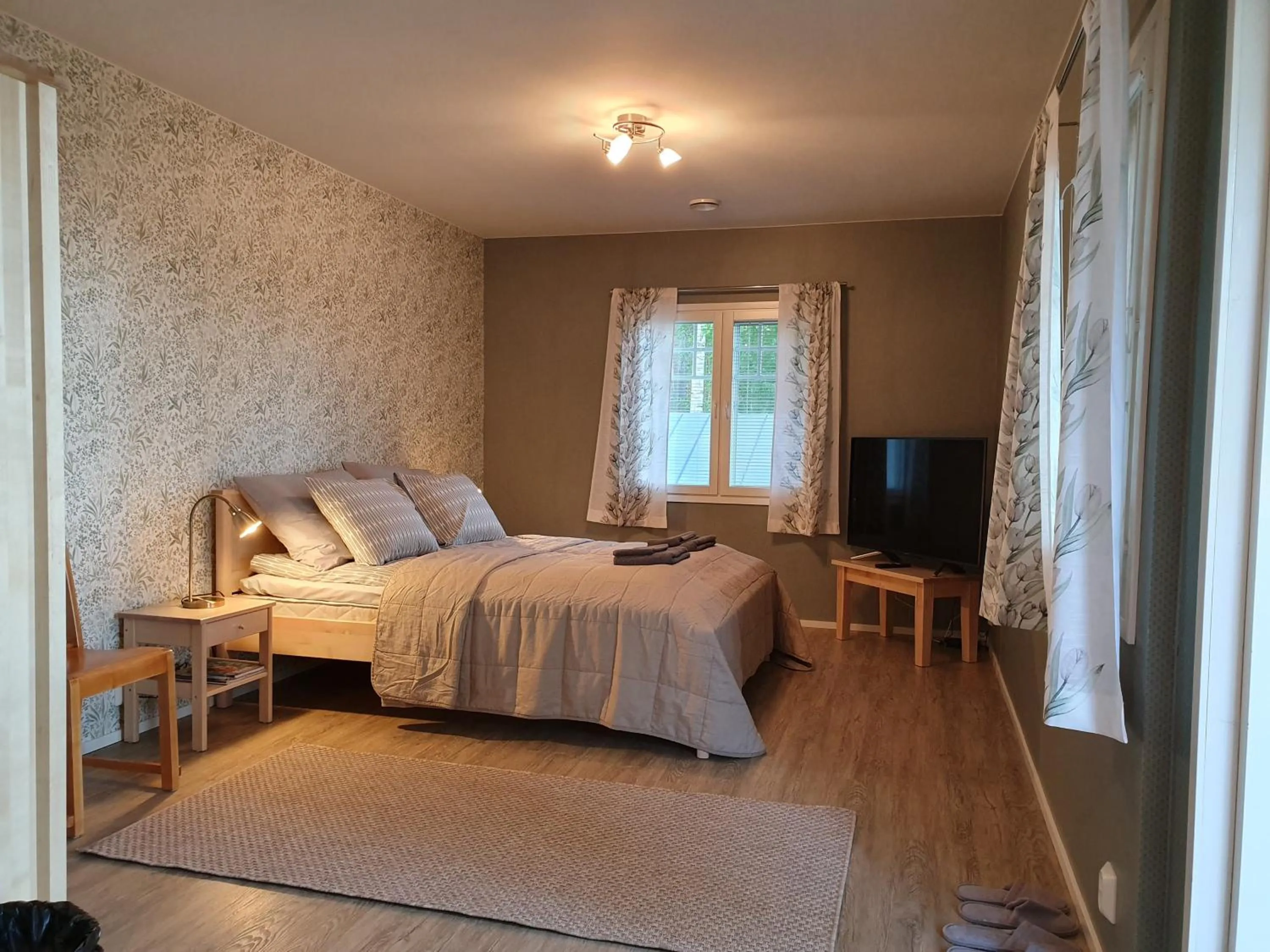 Photo of the whole room, Bed in B&B Taipaleenniemi