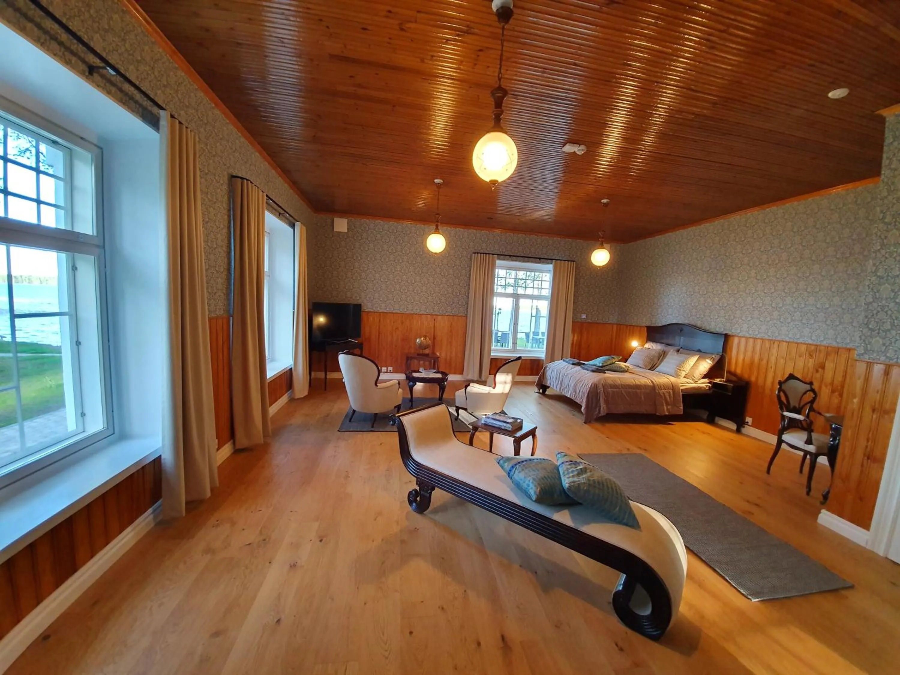 Photo of the whole room, Bed in B&B Taipaleenniemi