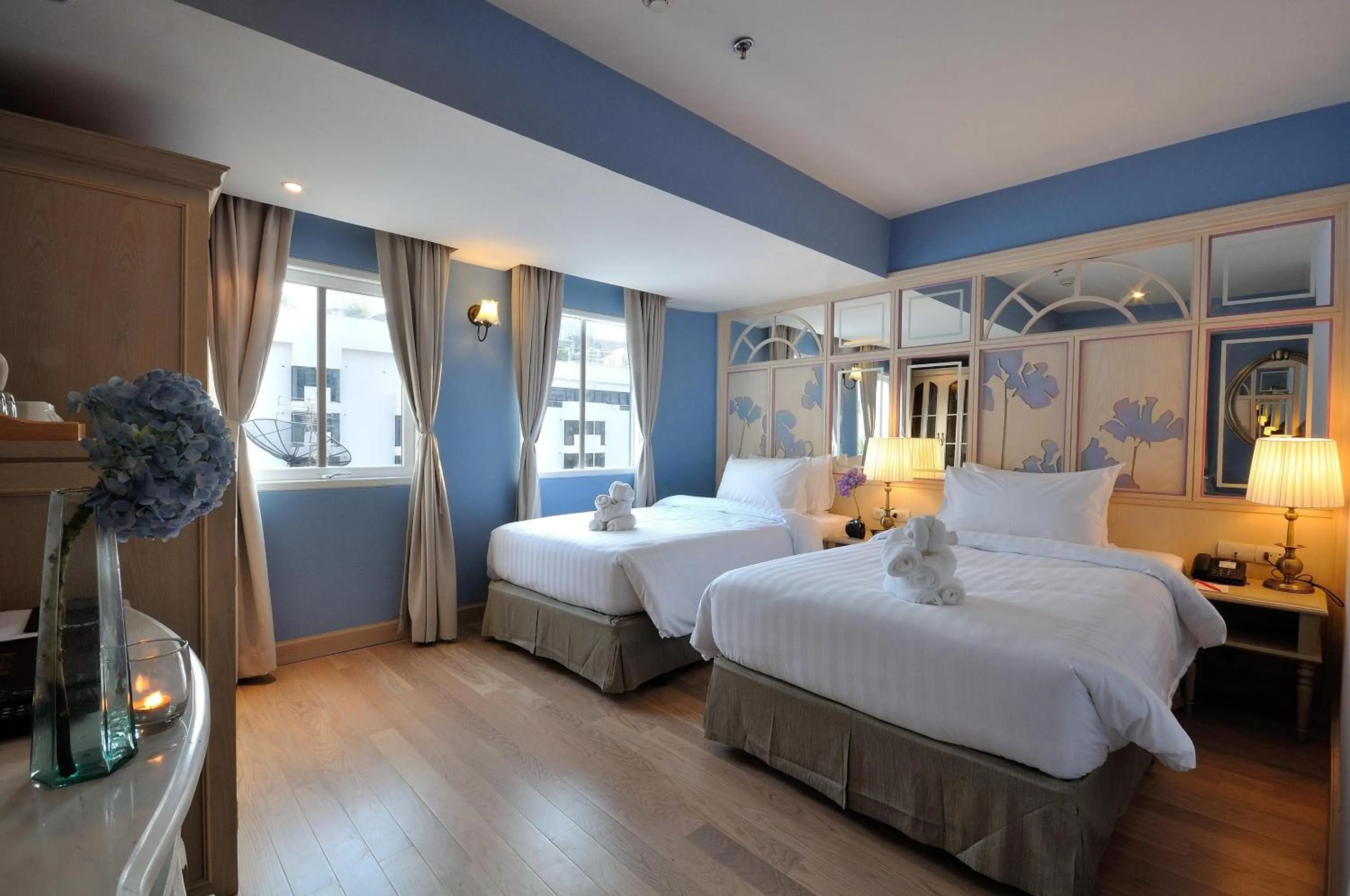 Photo of the whole room, Bed in La Petite Salil Sukhumvit 11