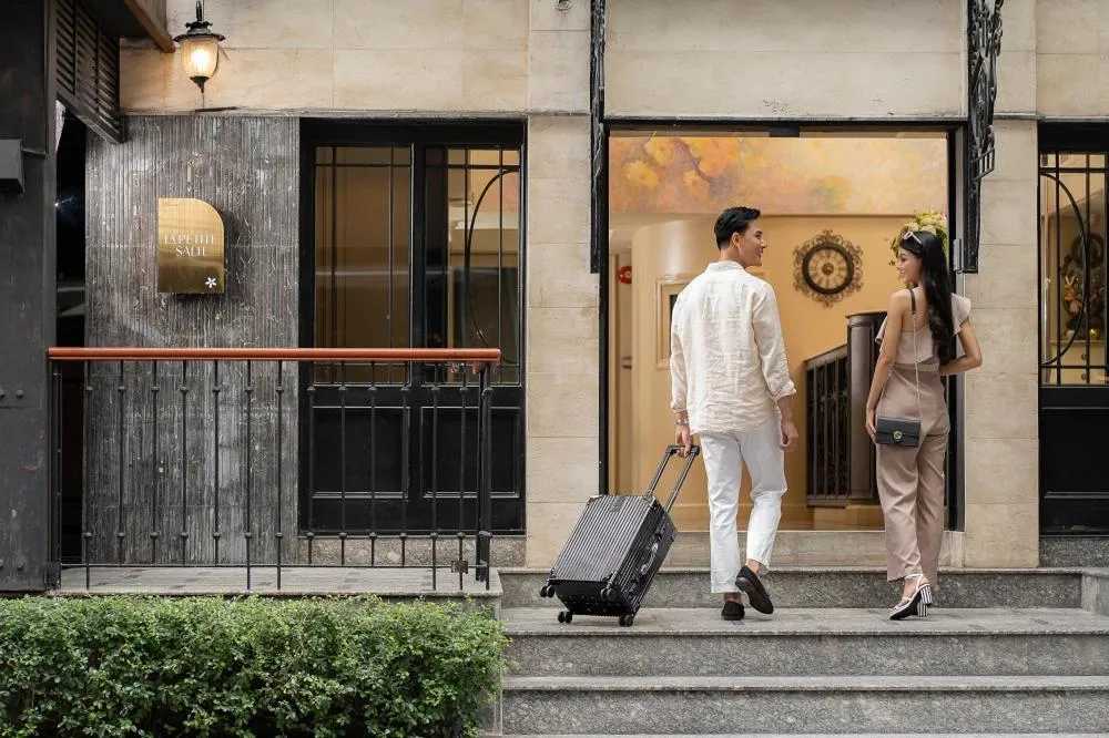 Facade/entrance in La Petite Salil Sukhumvit 11