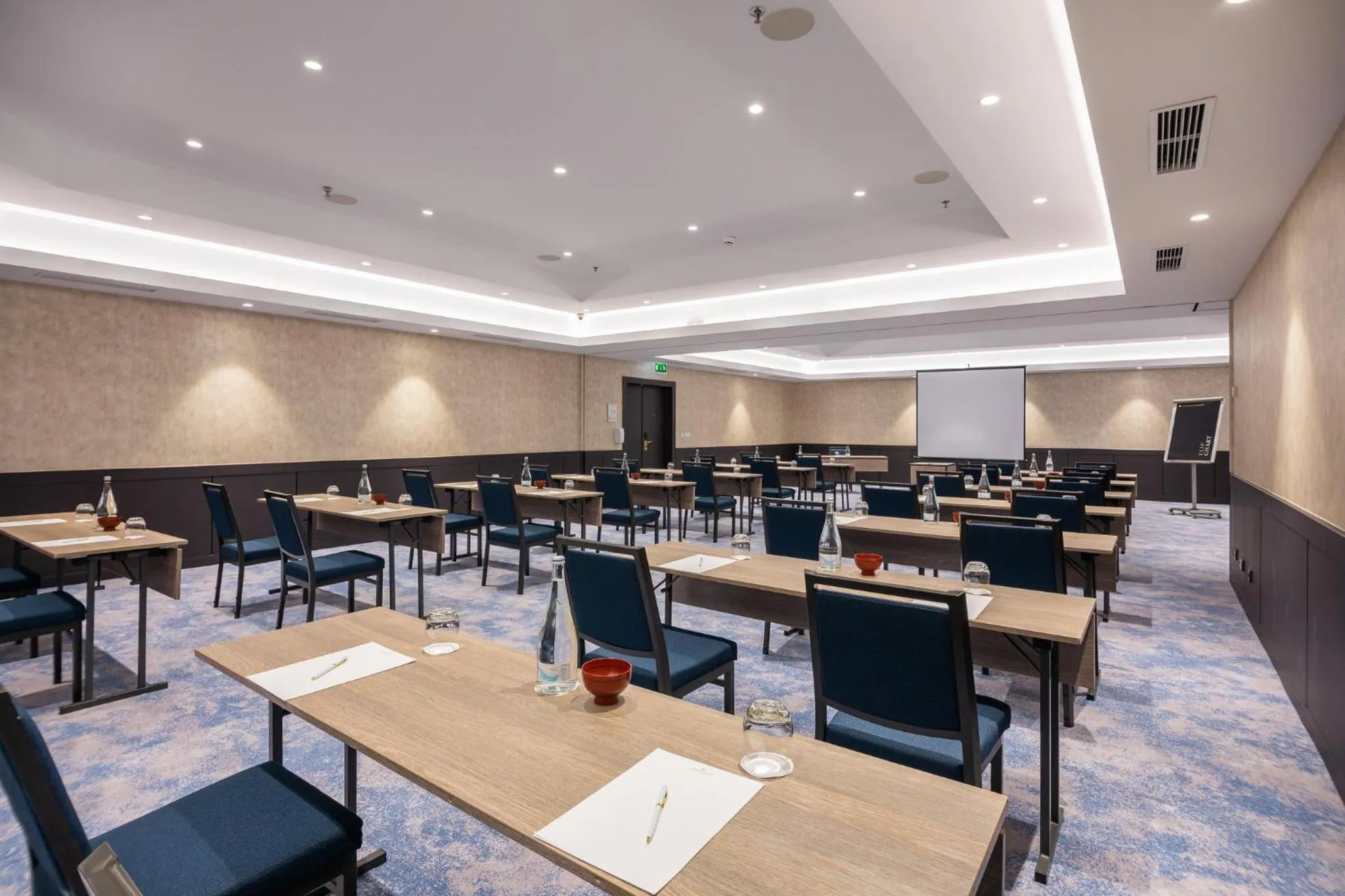Meeting/conference room in InterContinental Lisbon by IHG