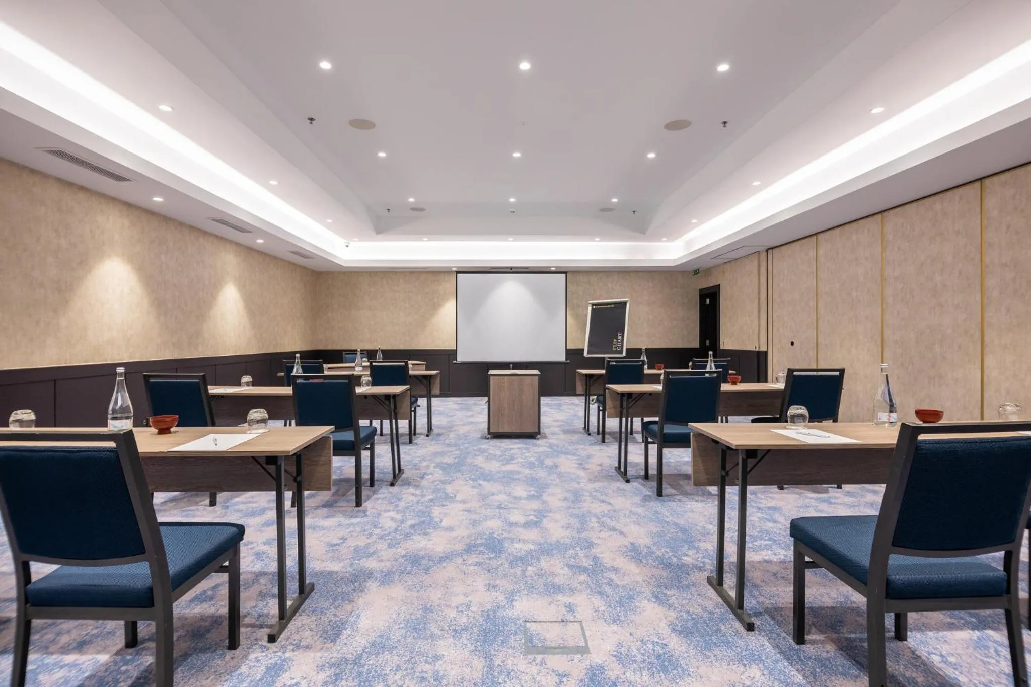 Meeting/conference room in InterContinental Lisbon by IHG