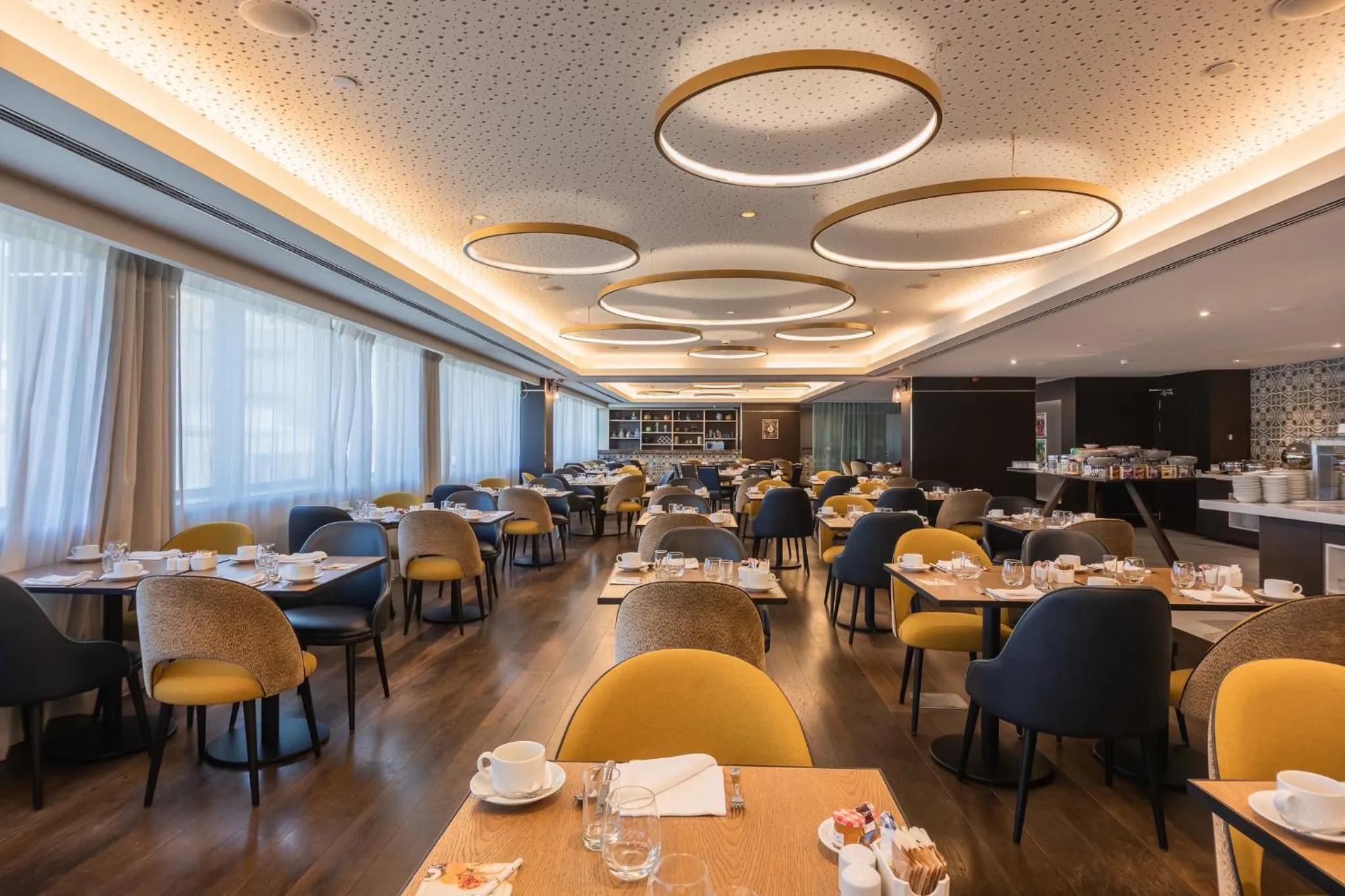 Restaurant/places to eat in InterContinental Lisbon by IHG