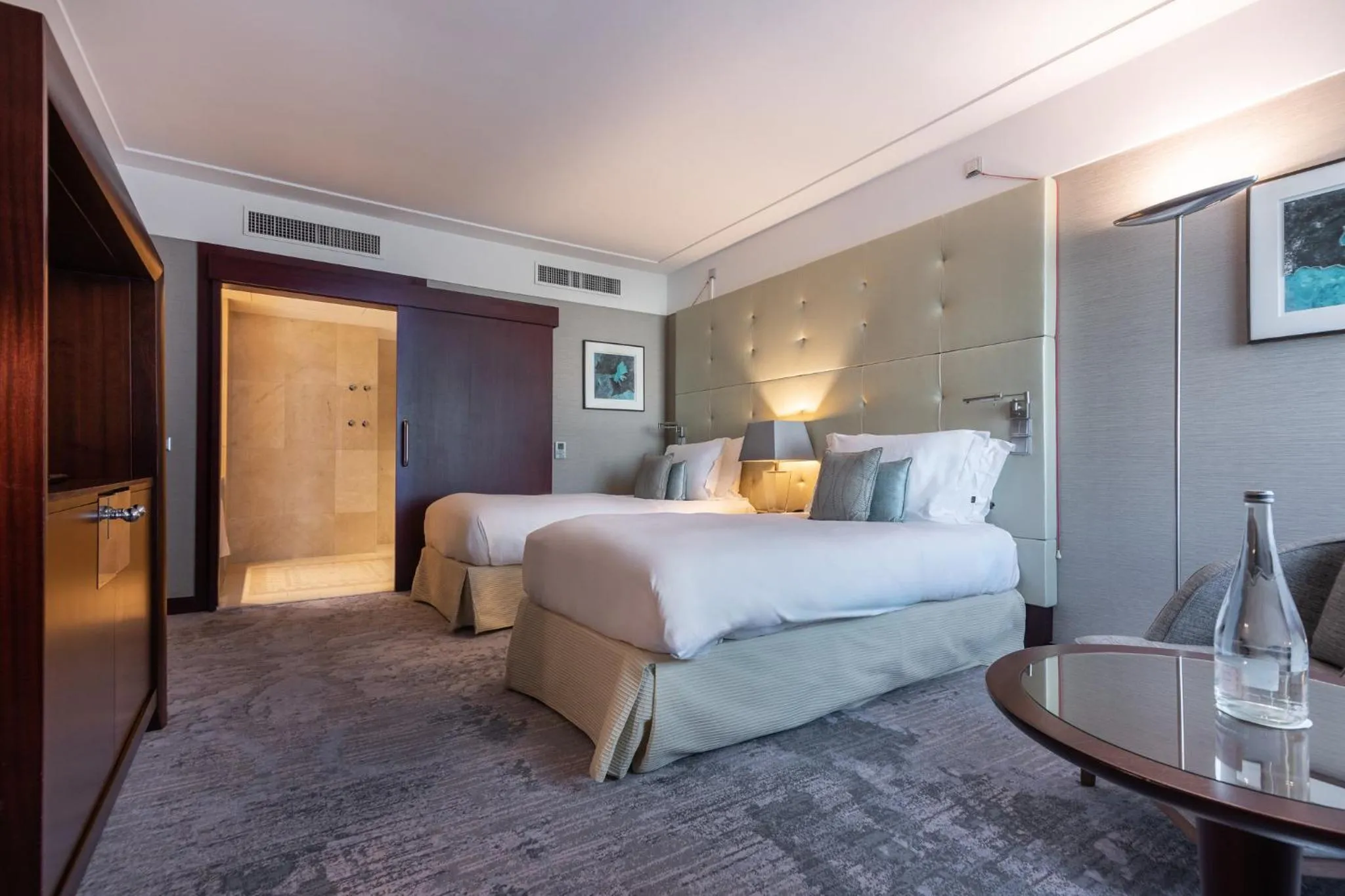Photo of the whole room, Bed in InterContinental Lisbon by IHG
