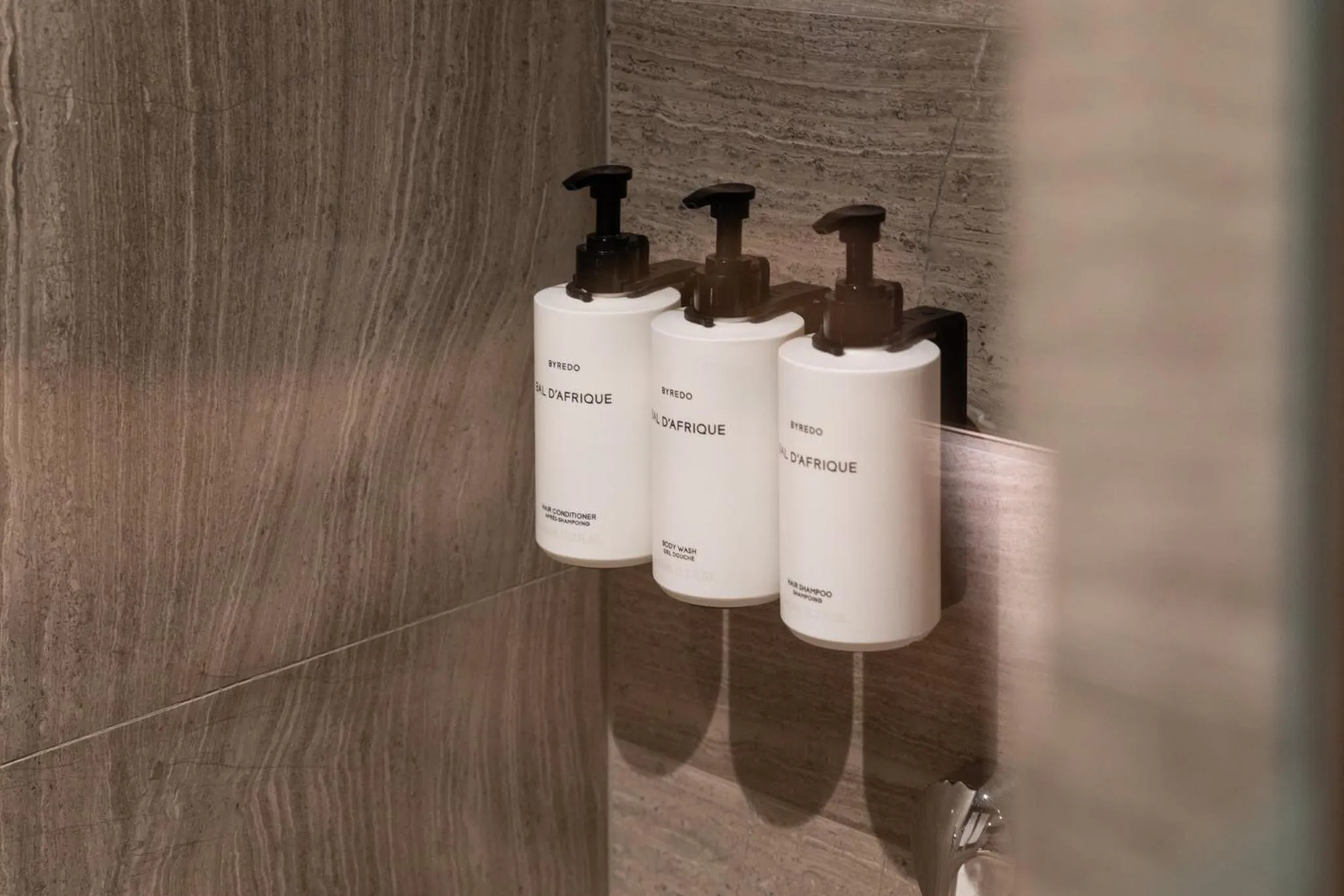 Photo of the whole room in InterContinental Lisbon by IHG