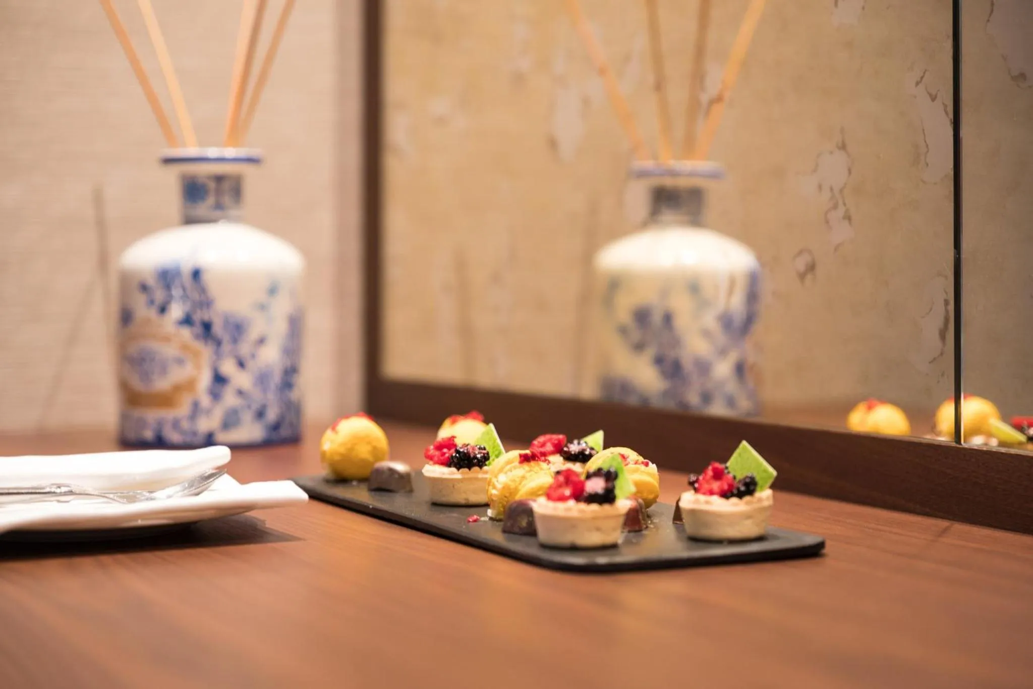 Photo of the whole room in InterContinental Lisbon by IHG