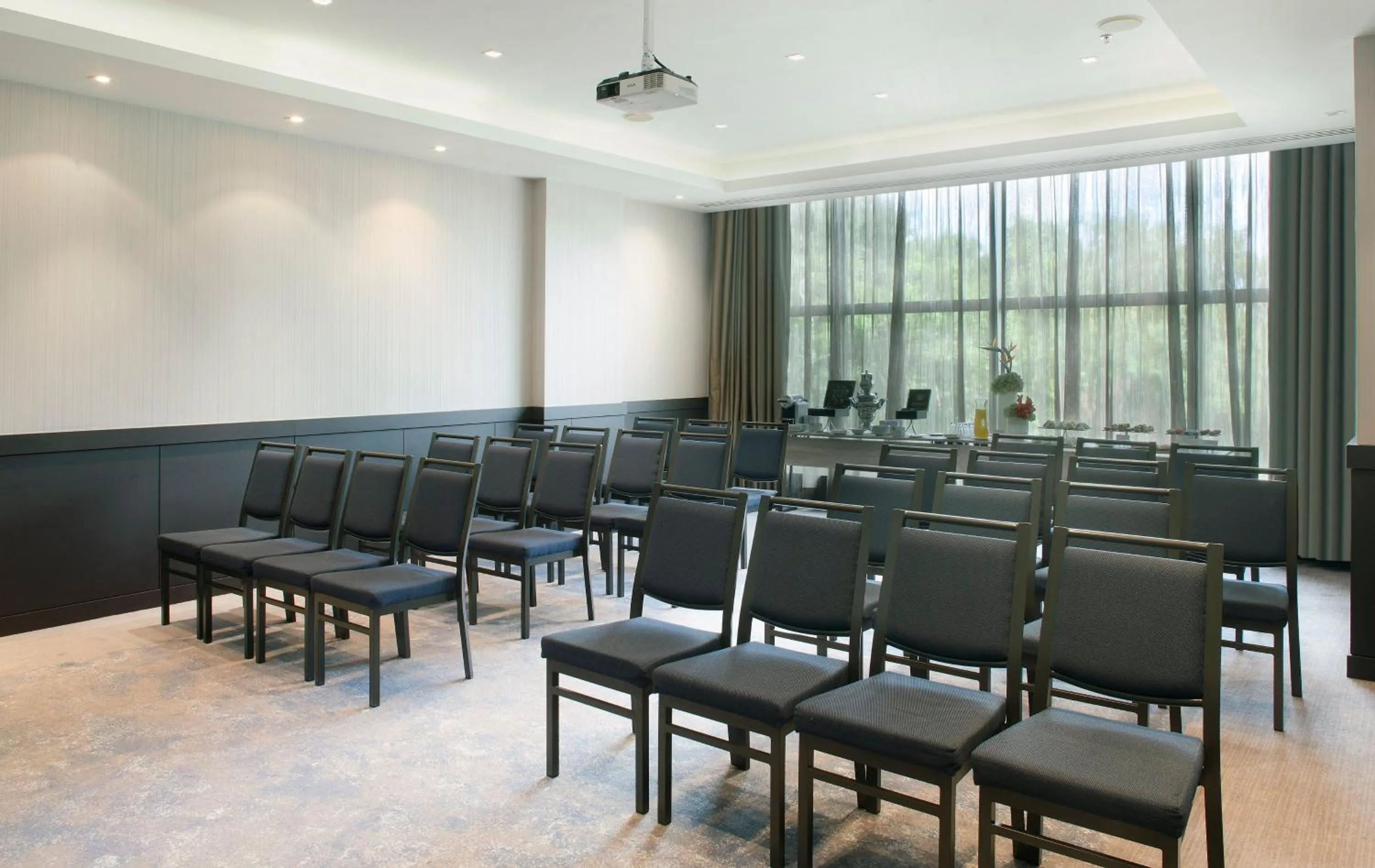 Meeting/conference room in InterContinental Lisbon by IHG